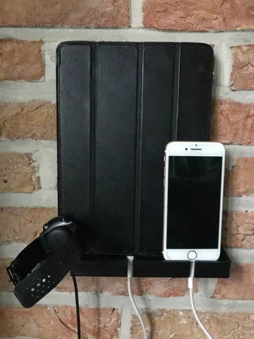 Smartphone & tablet charging shelf