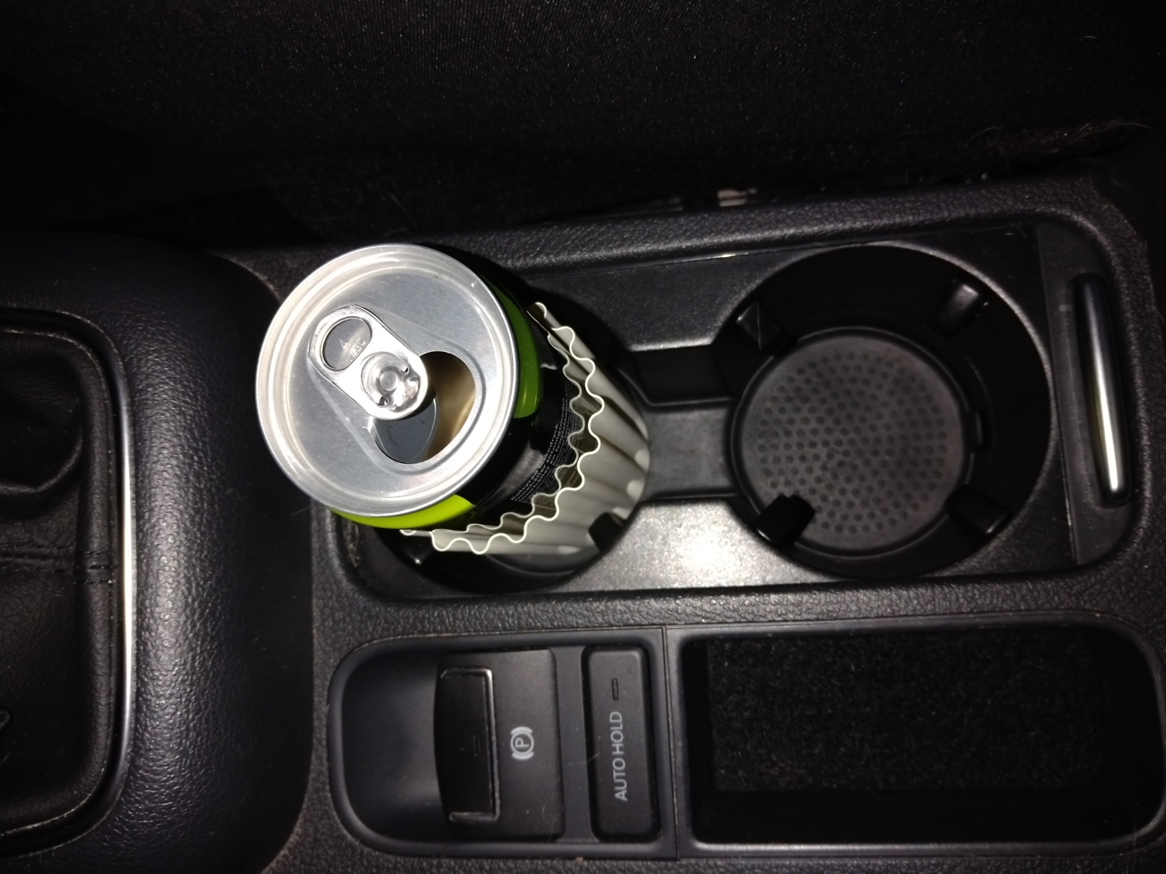 Slim can adapter for car, wave version, vase mode