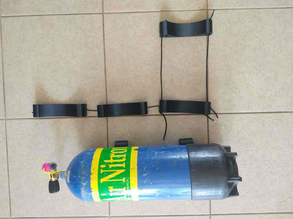 Miniatura 9 do modelo 3D Scuba Tank Roll Control