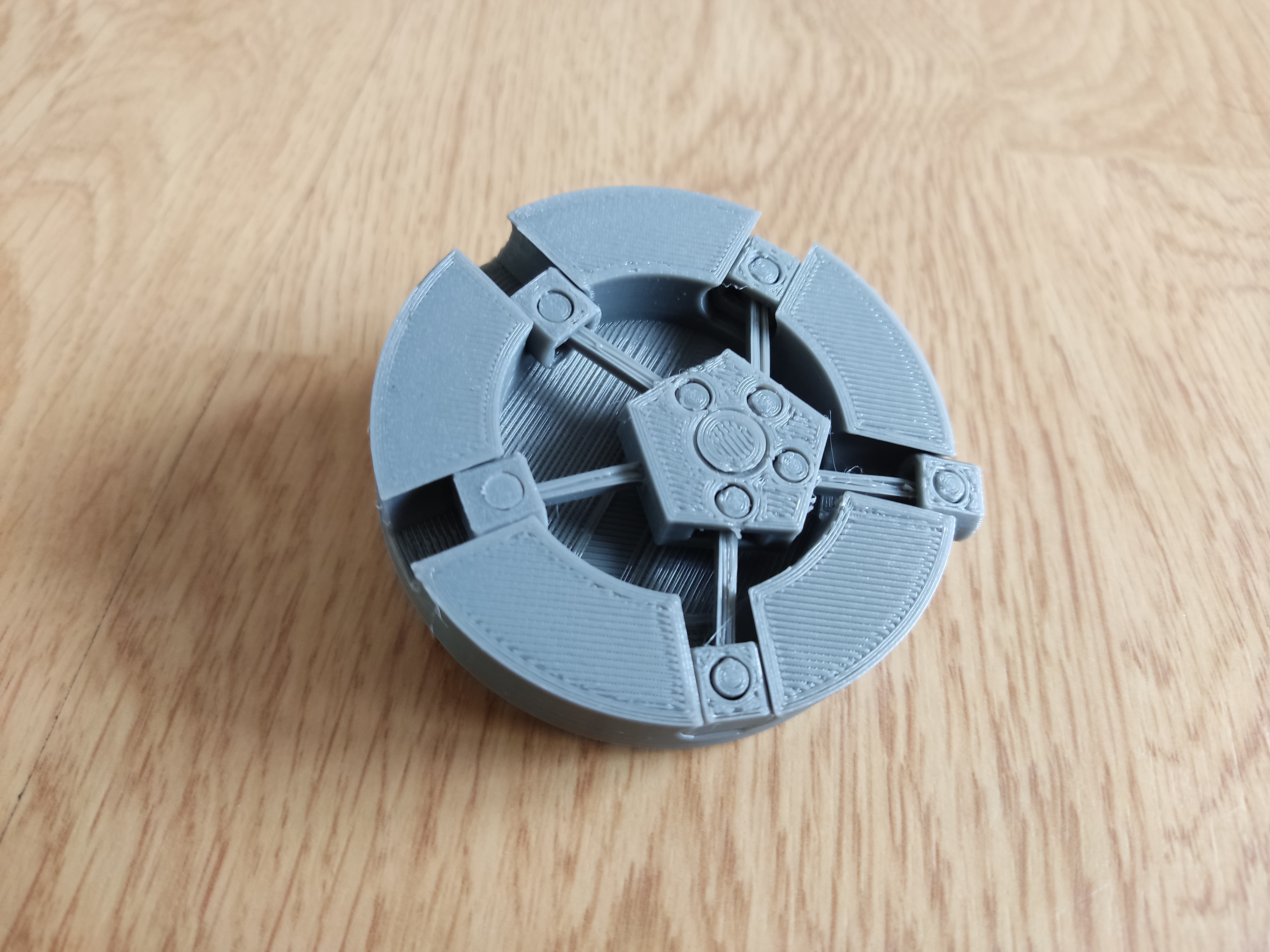 Radial/rotary engine toy (print in place)