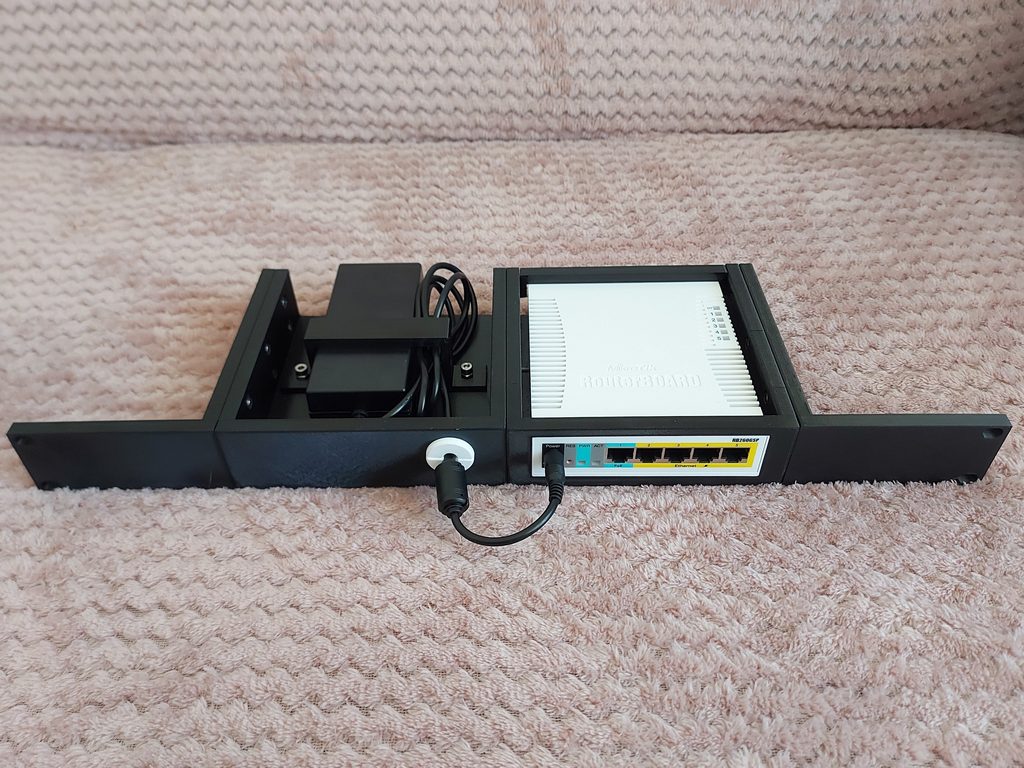 MikroTik RB260 19 inch rack mount