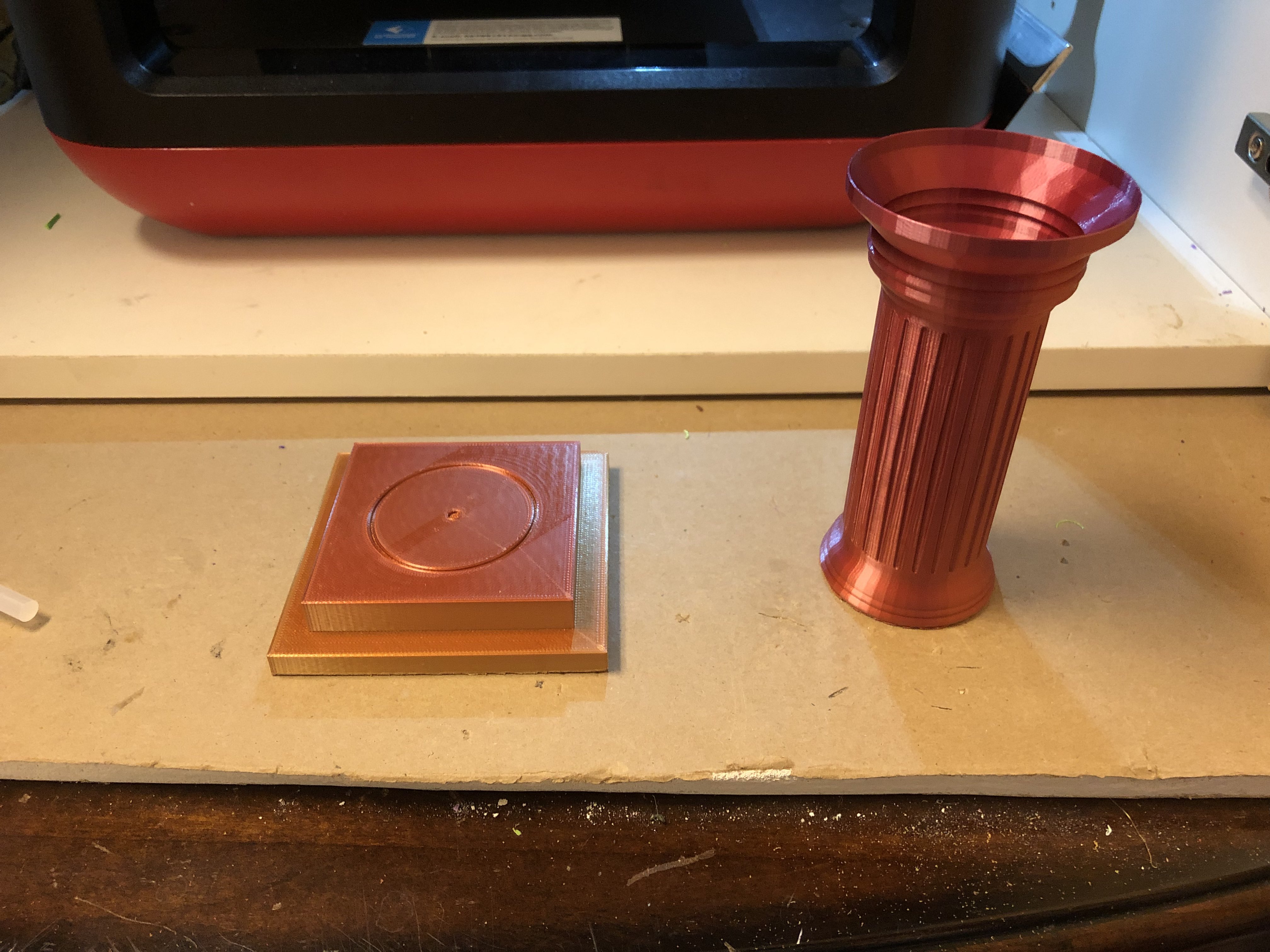 Miniatura 3 do modelo 3D Roman Column Vase