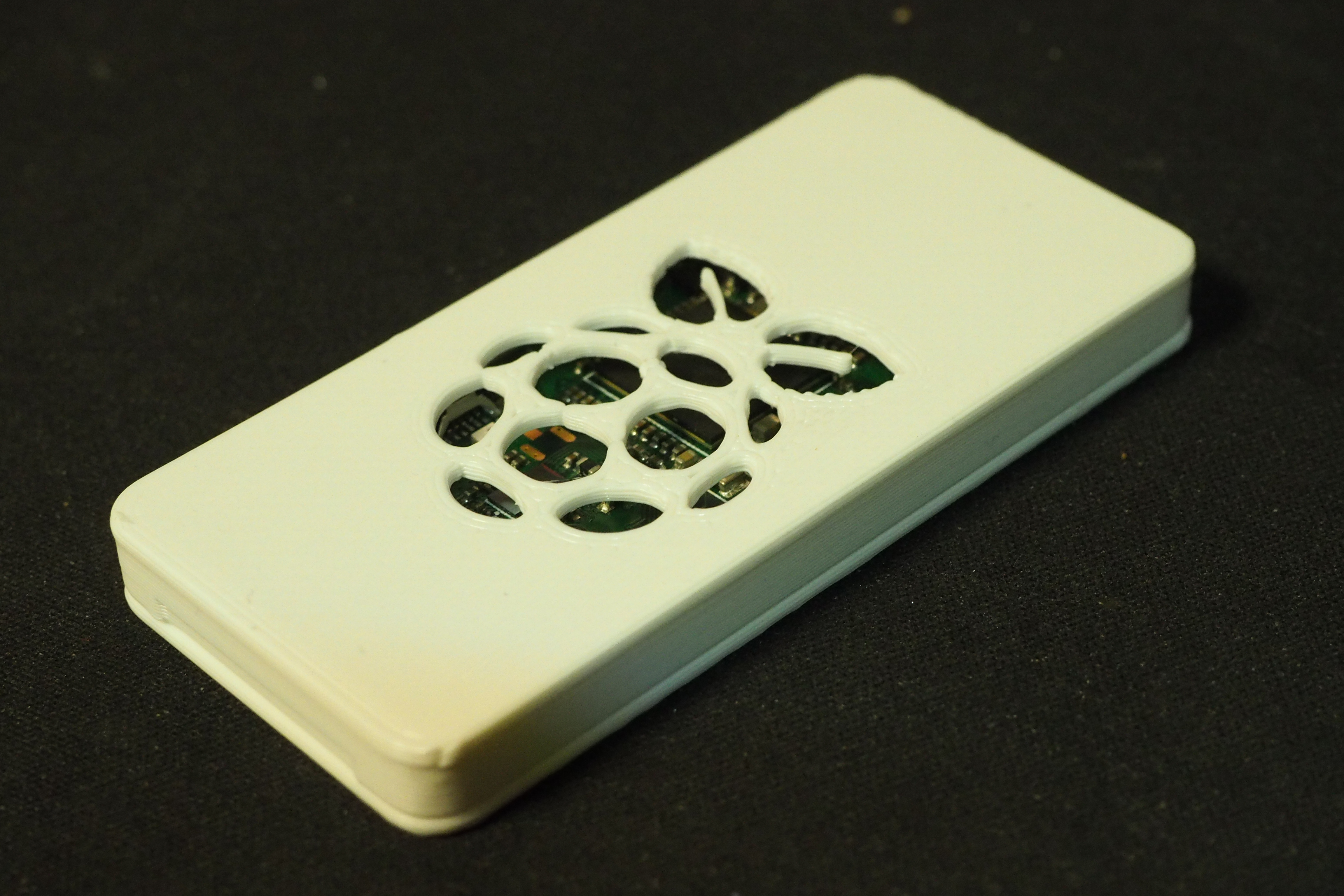 Miniatura 3 do modelo 3D Slim and simple Raspberry Pi Zero W case.
