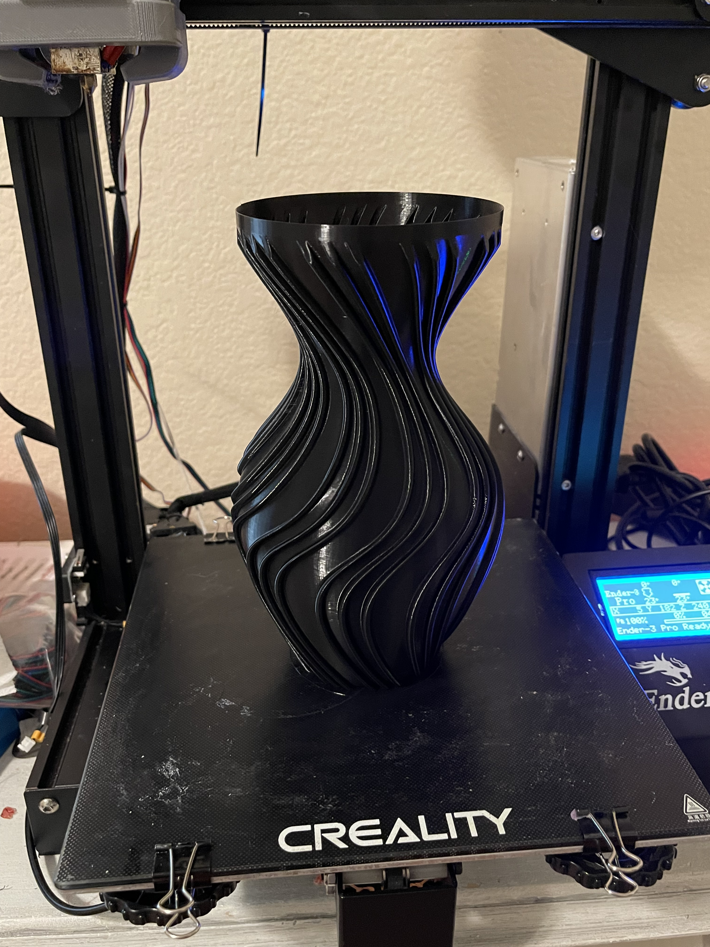 Twisted Vase - VASEMODE