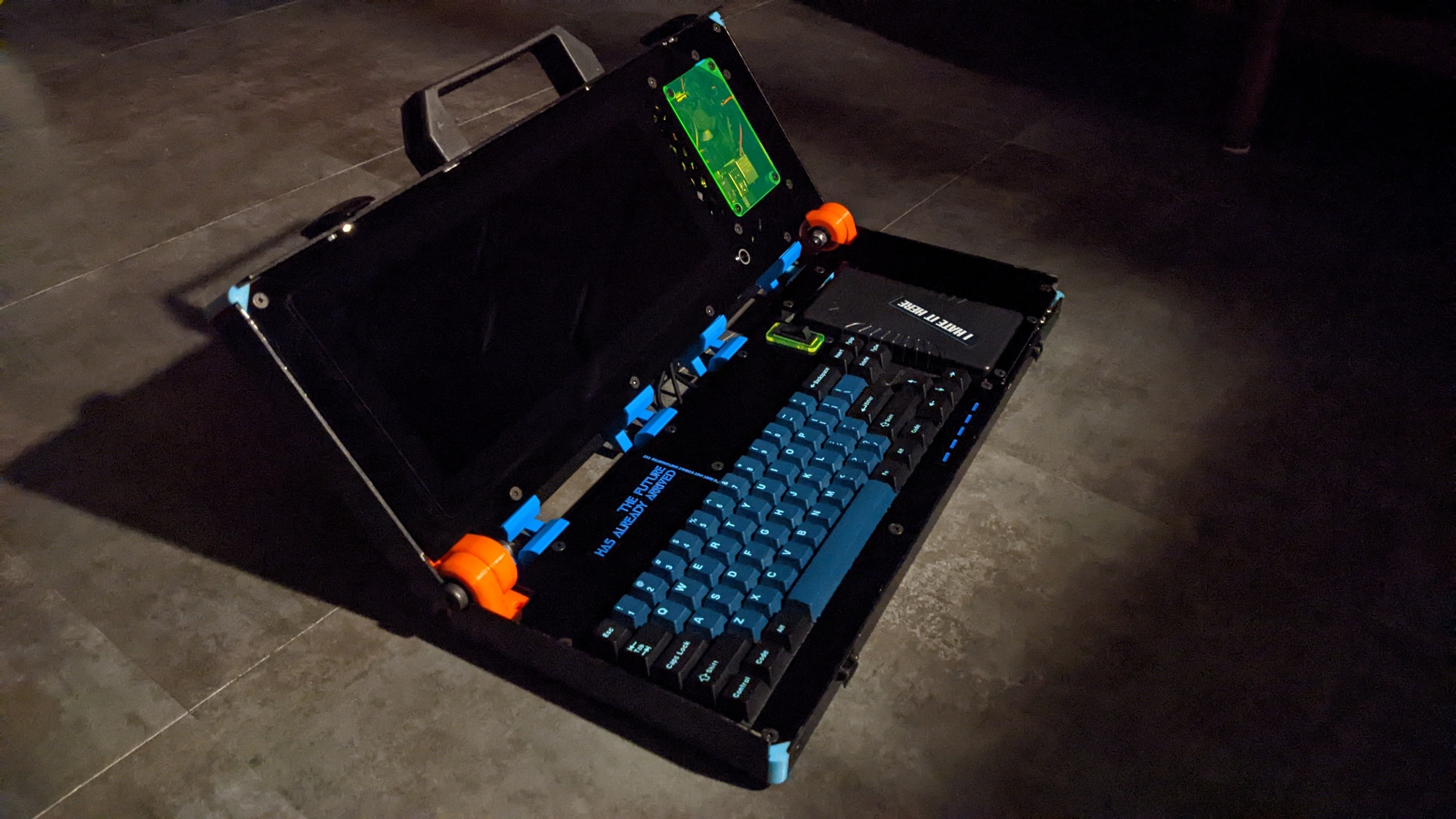 Miniatura 5 do modelo 3D BSE_01 Cyberdeck