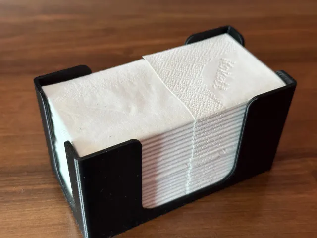 Simple desk handkerchief container (Tempo, Taschentuch)