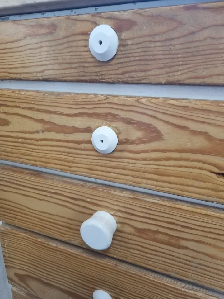 Child safety lock for drawers and doors von Jonatan Kostenloses