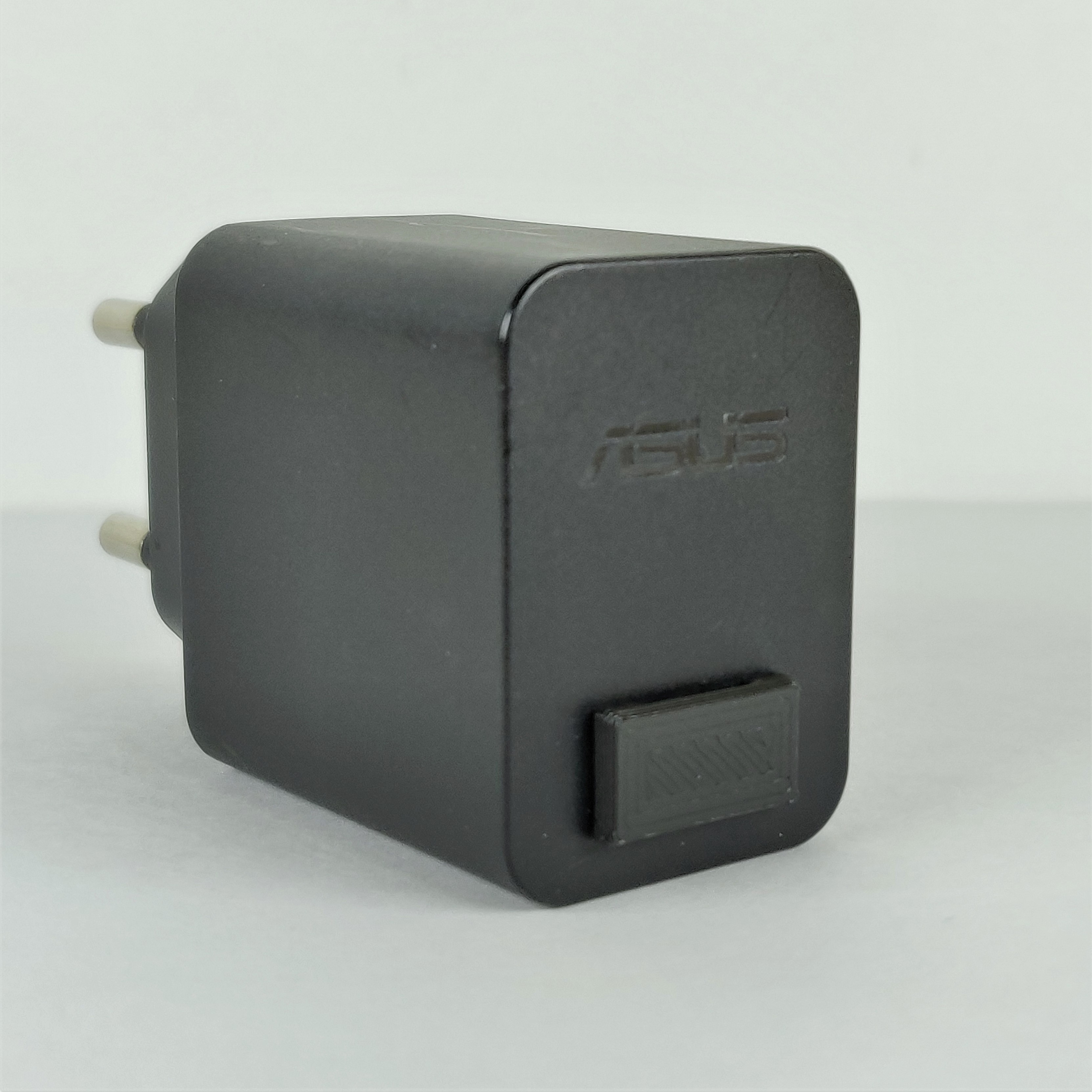USB Port Cover by IDeMa 3D Download free STL model