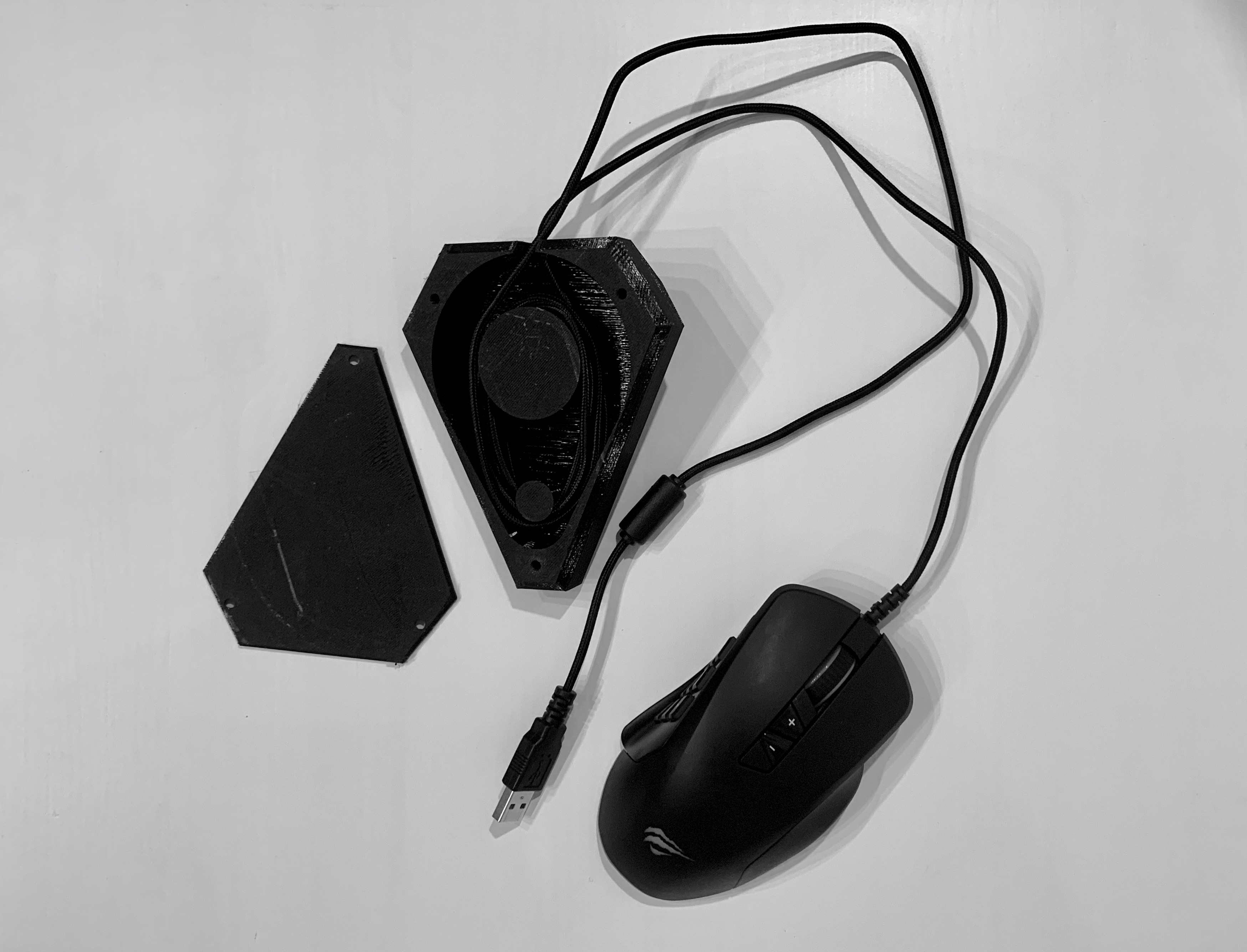 Gaming Mouse Bungee (Cable Holder) by Emmett_Grames Download free STL