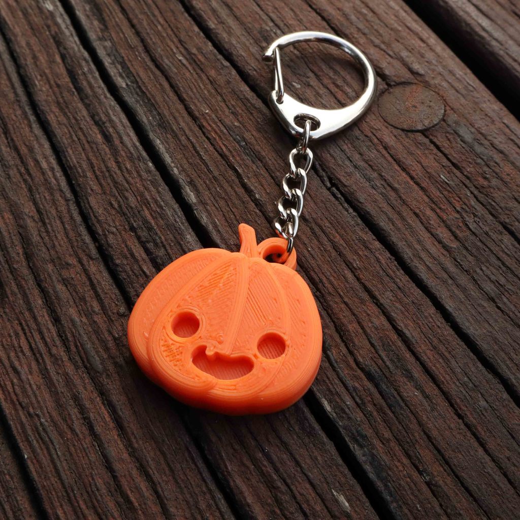 Halloween Pumpkin Keychain 3D model thumbnail
