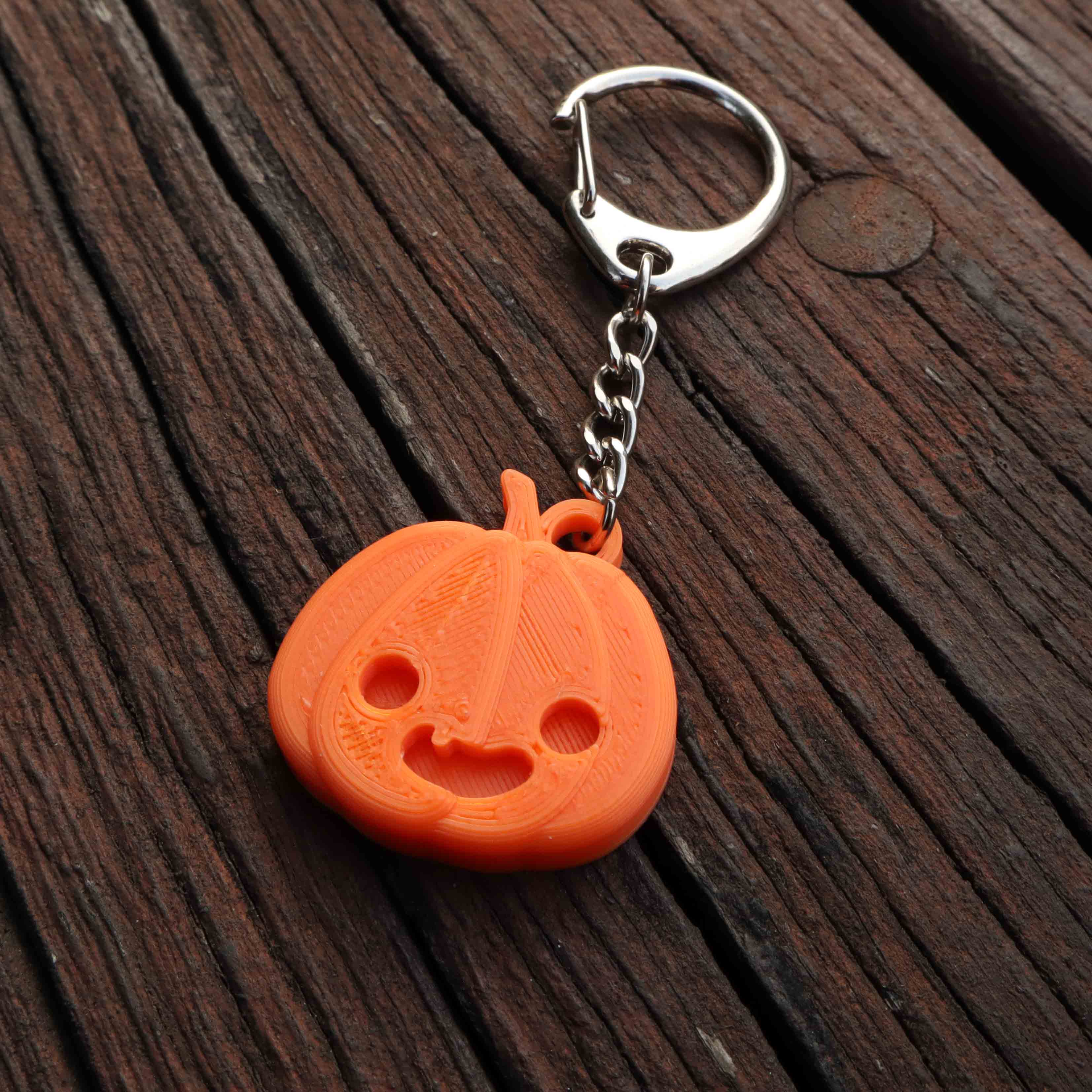 Miniatura 4 do modelo 3D Halloween Pumpkin Keychain