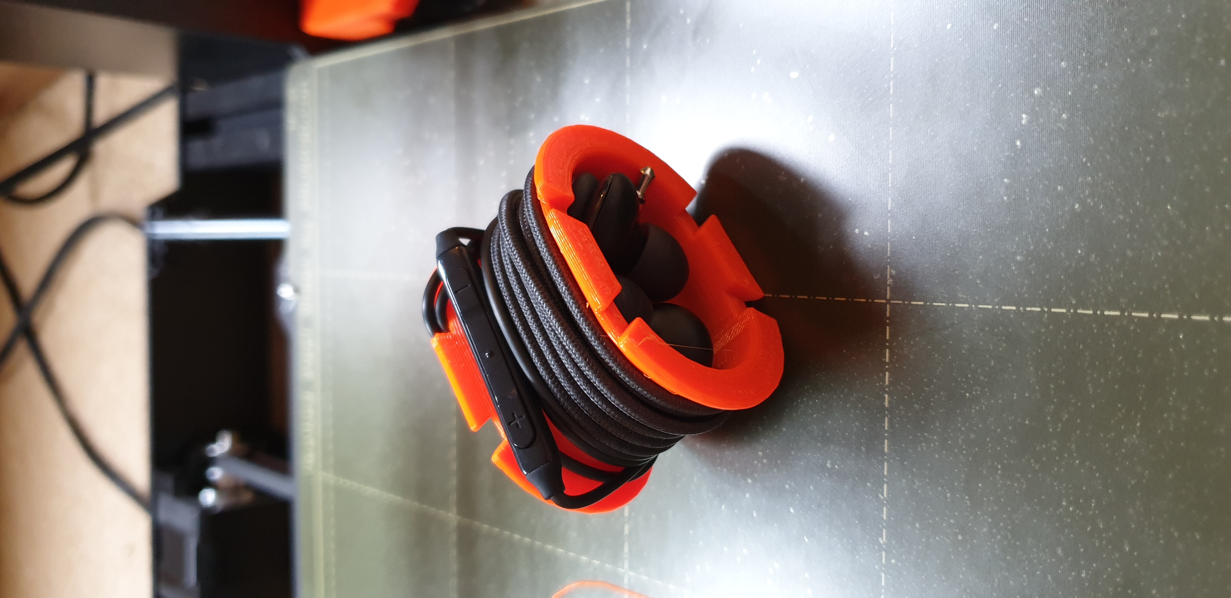 Minimalist Earphone Spool
