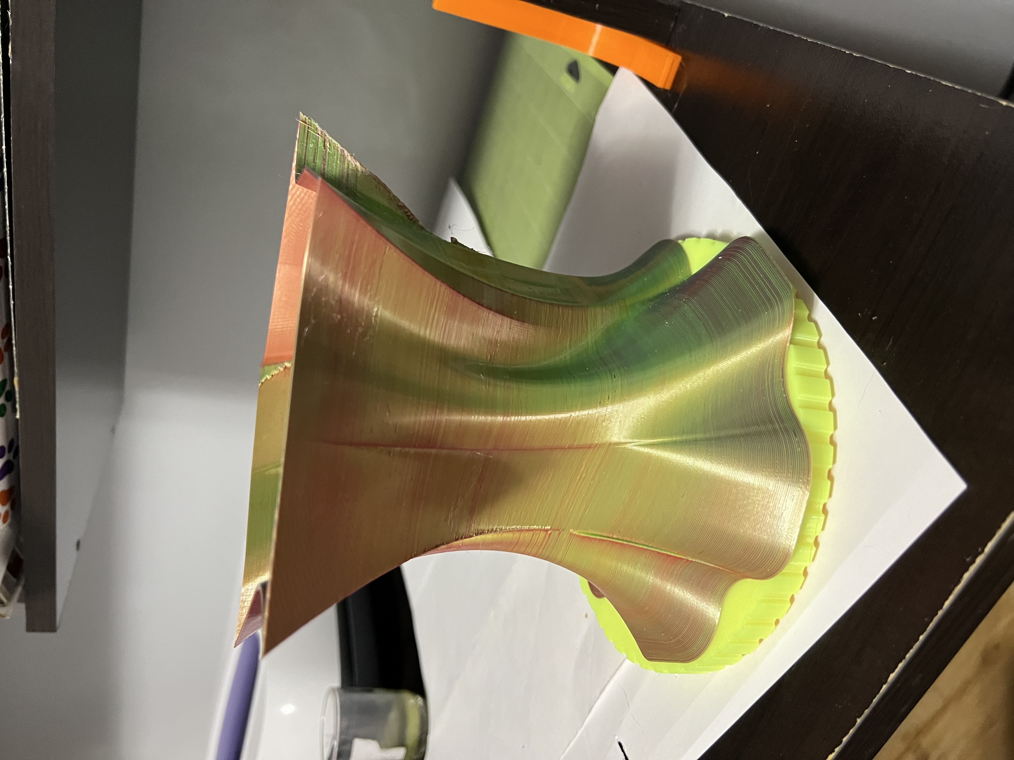Large Twisted vase(vase mode print)
