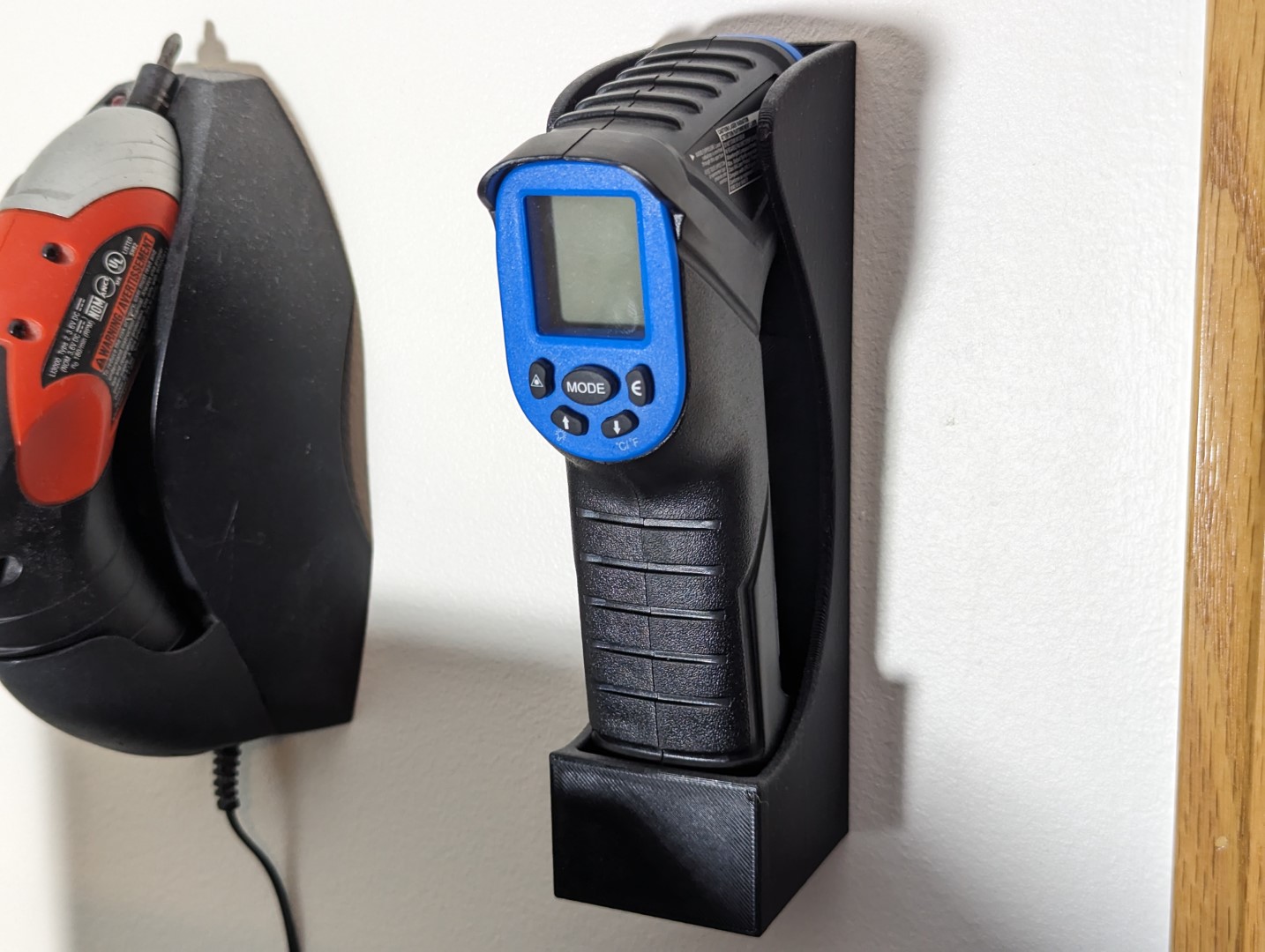 Mastercraft Thermometer Wallmount by DessR Download free STL model