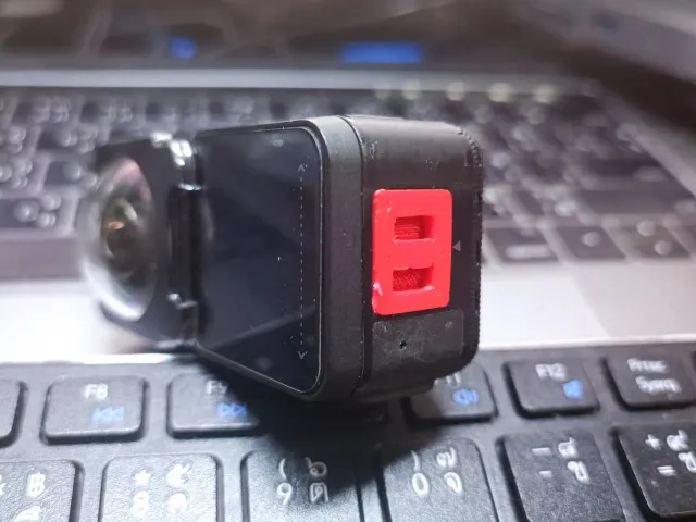 insta360 one r SdCard Cover
