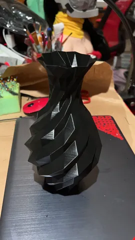 9-Pointed Star Spiral Vase (Solid Version)