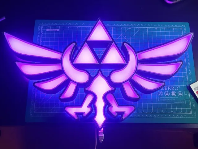Legend Of Zelda Hyrule Royal Family Crest LED Lamp
