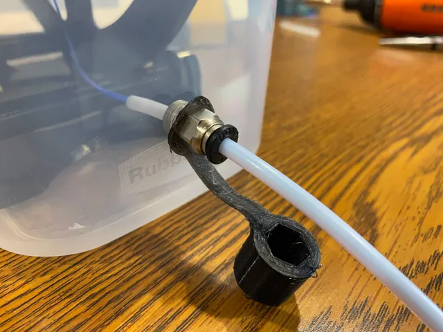 PC4-M10 Cap
