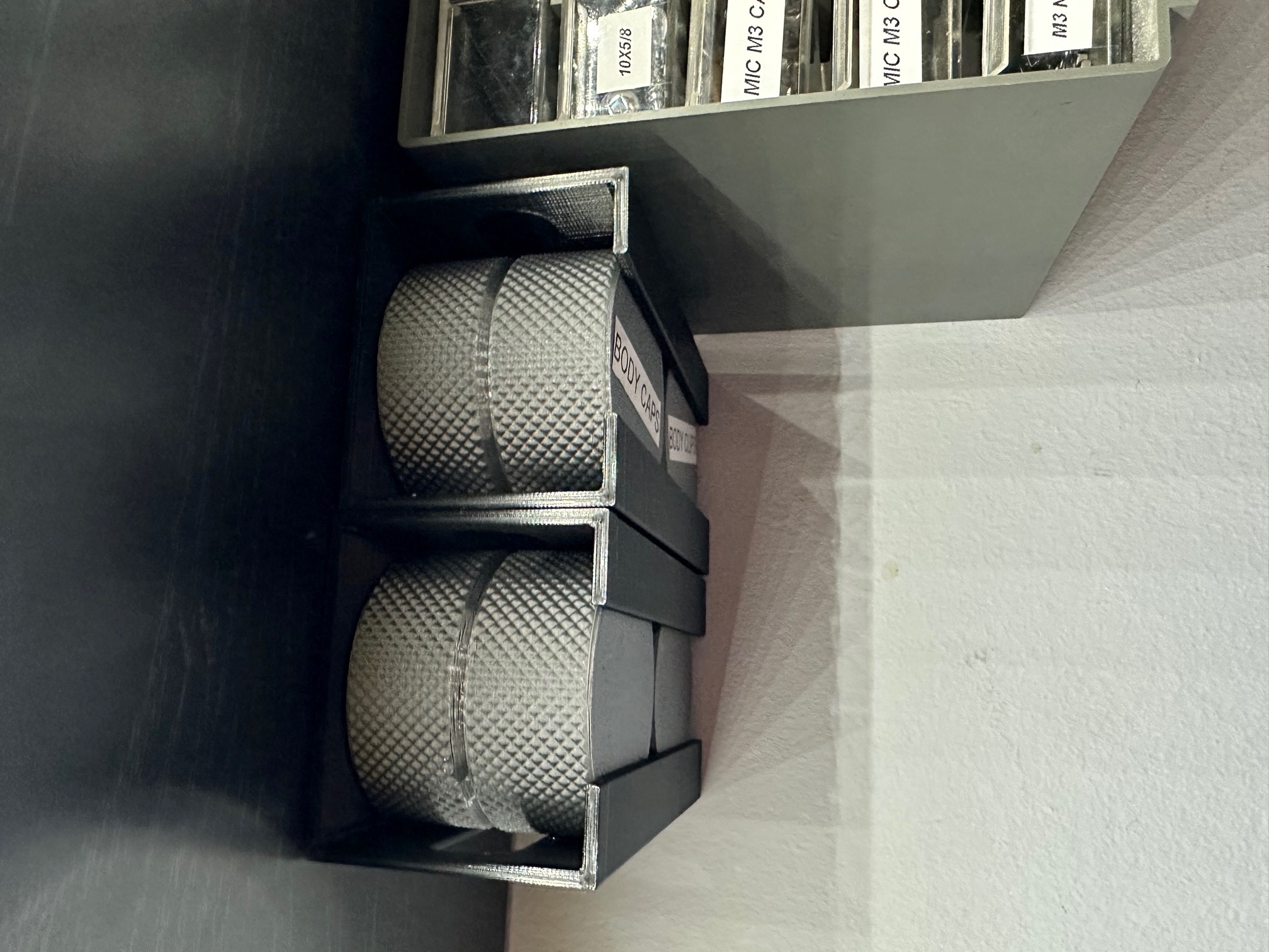 threaded container holder