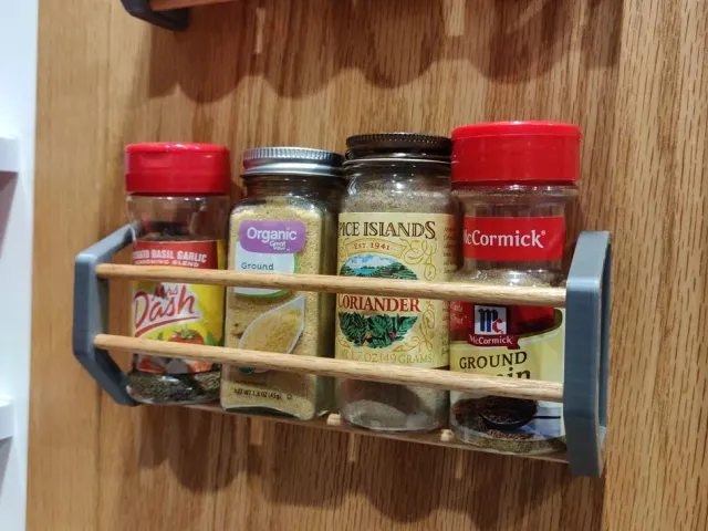 Spice rack