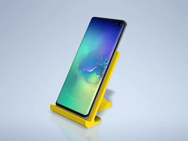 Smartphone stand for big phones