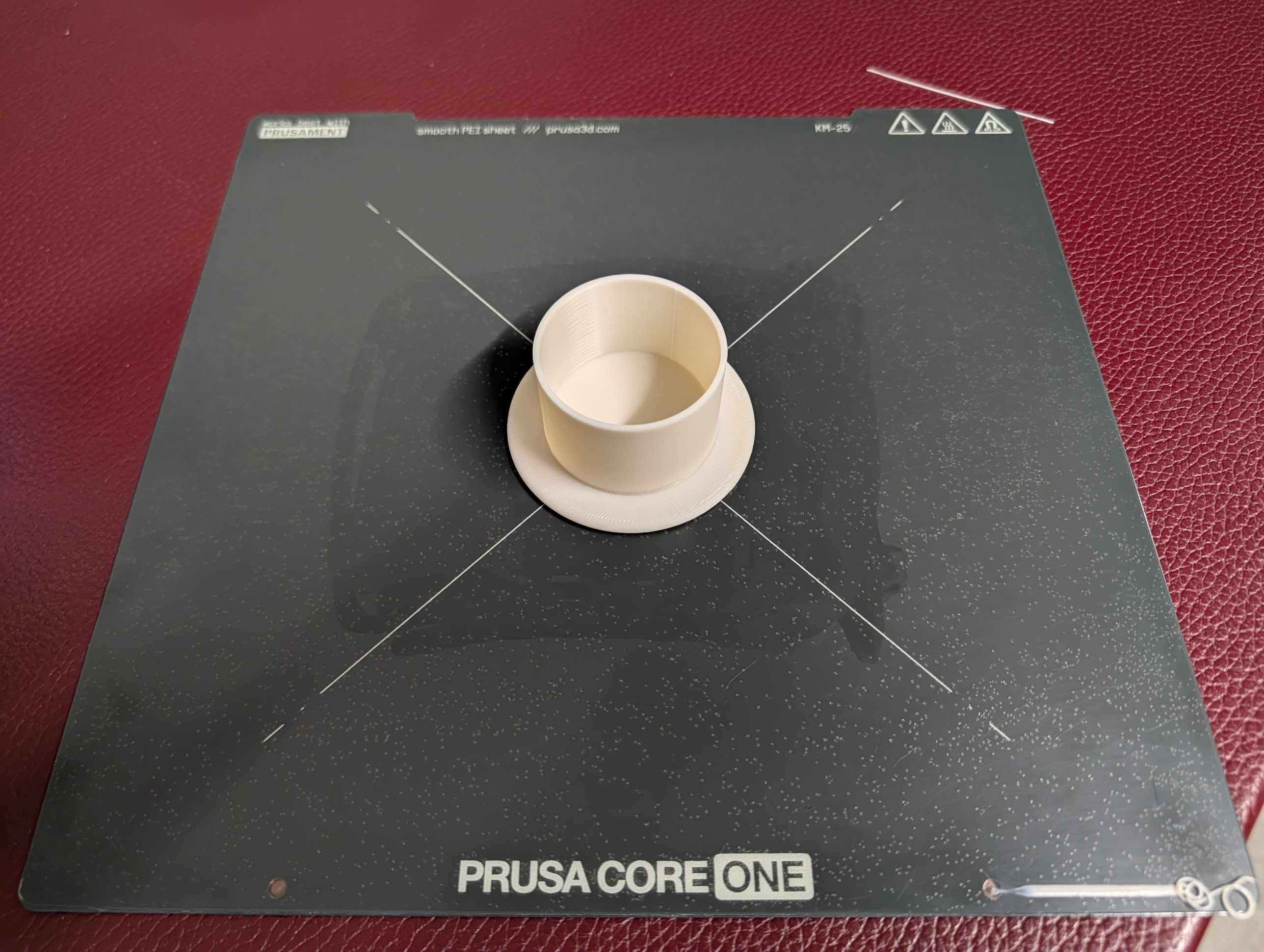 Parametric ground hole cover