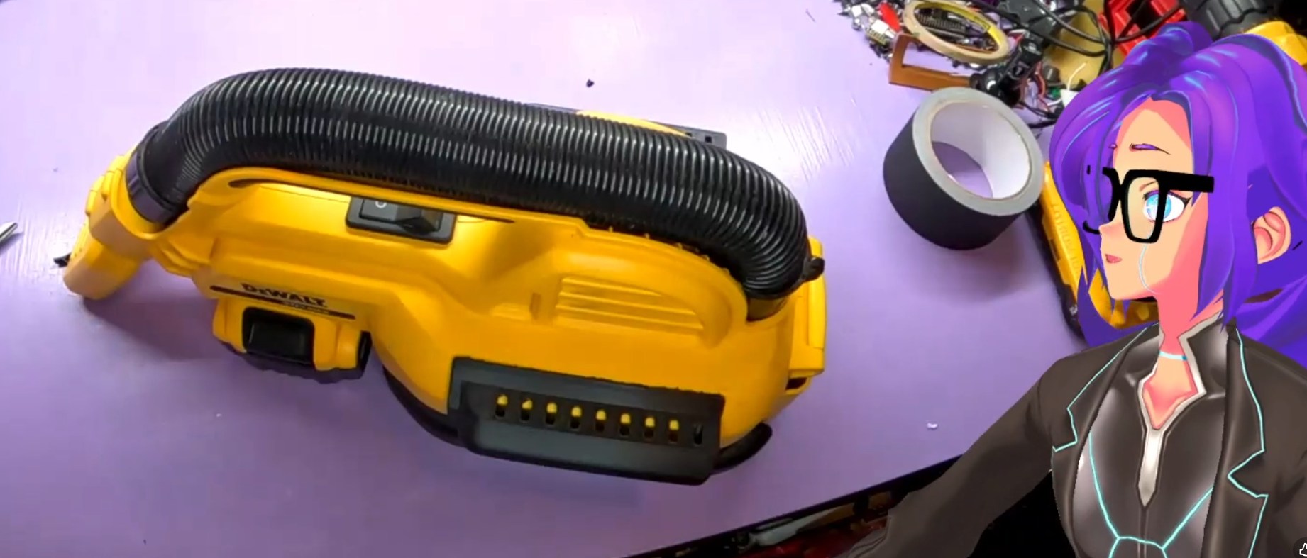 DeWalt vacuum DCV517 back/upwards vents