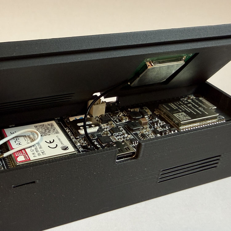 Lilygo T-A7670 R2 Case 3D model