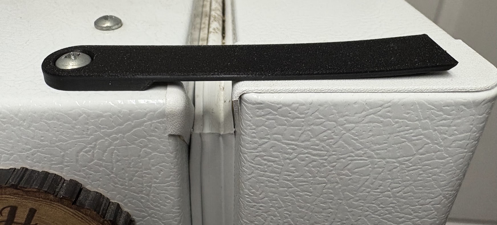 Freezer Door Latch