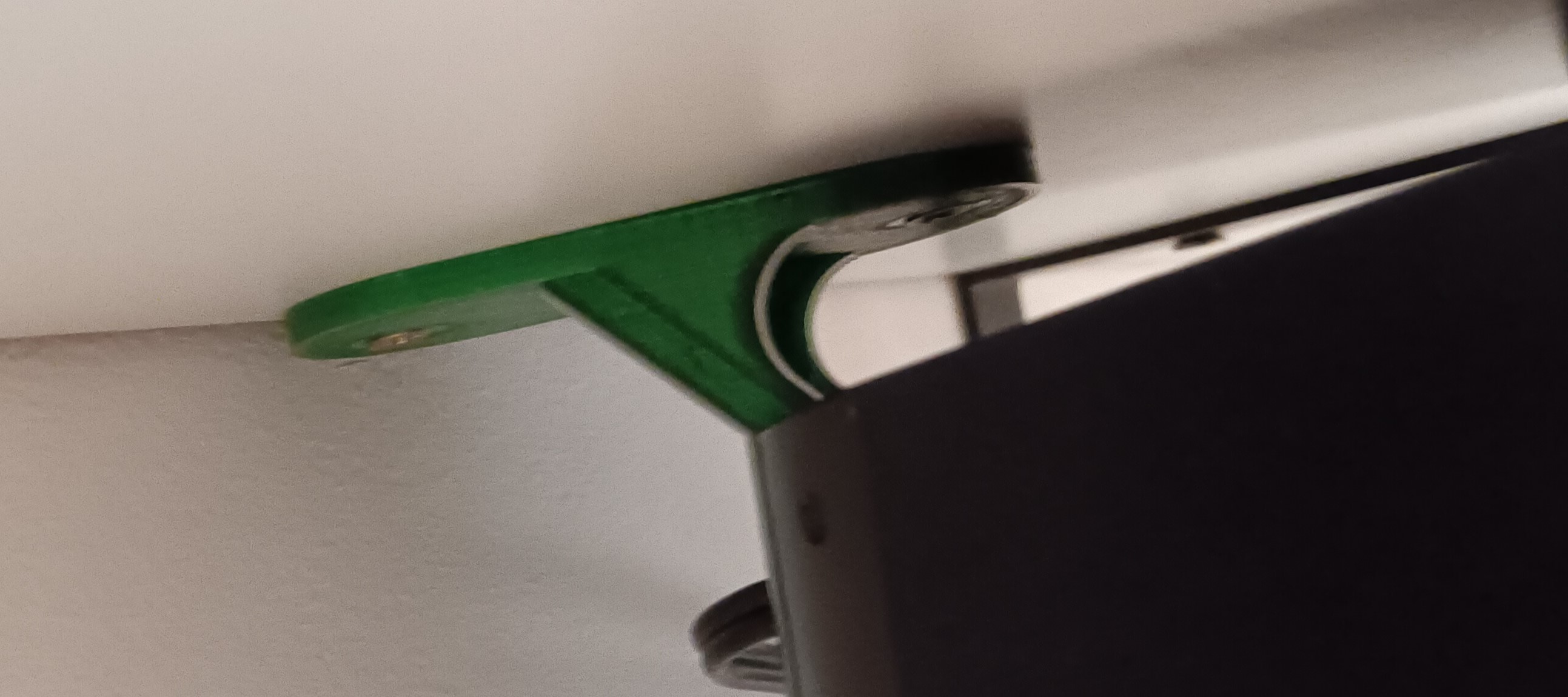 Soporte para altavoces creative 5.1