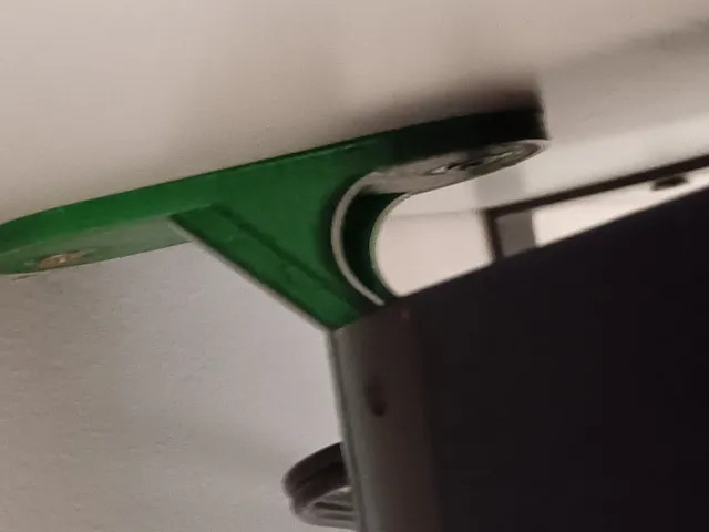 Soporte para altavoces creative 5.1