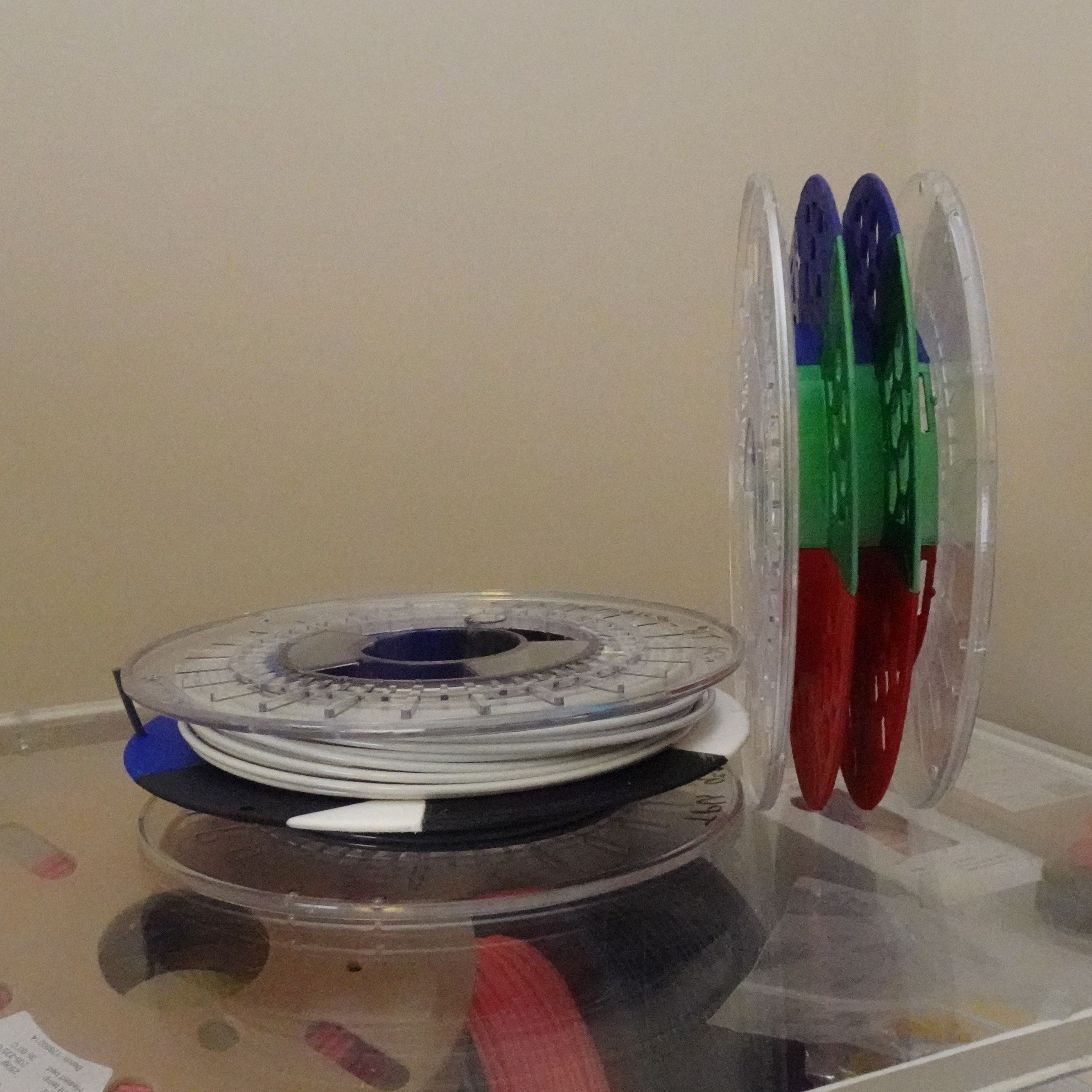Efficient Filament spool divider plate system