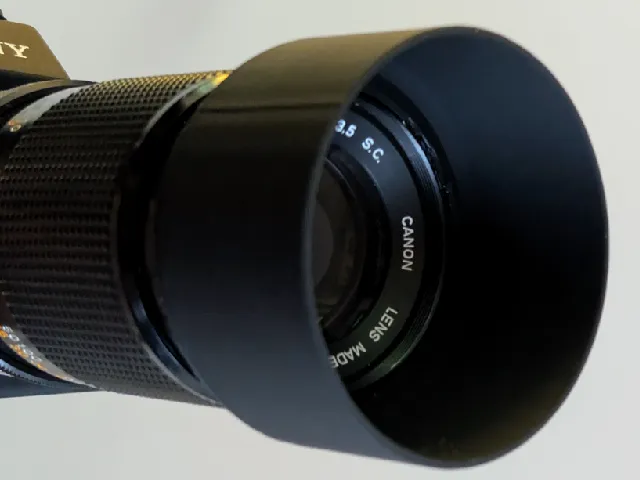 BT-55 Lens hood for Canon FD 85mm, 100mm, 135mm