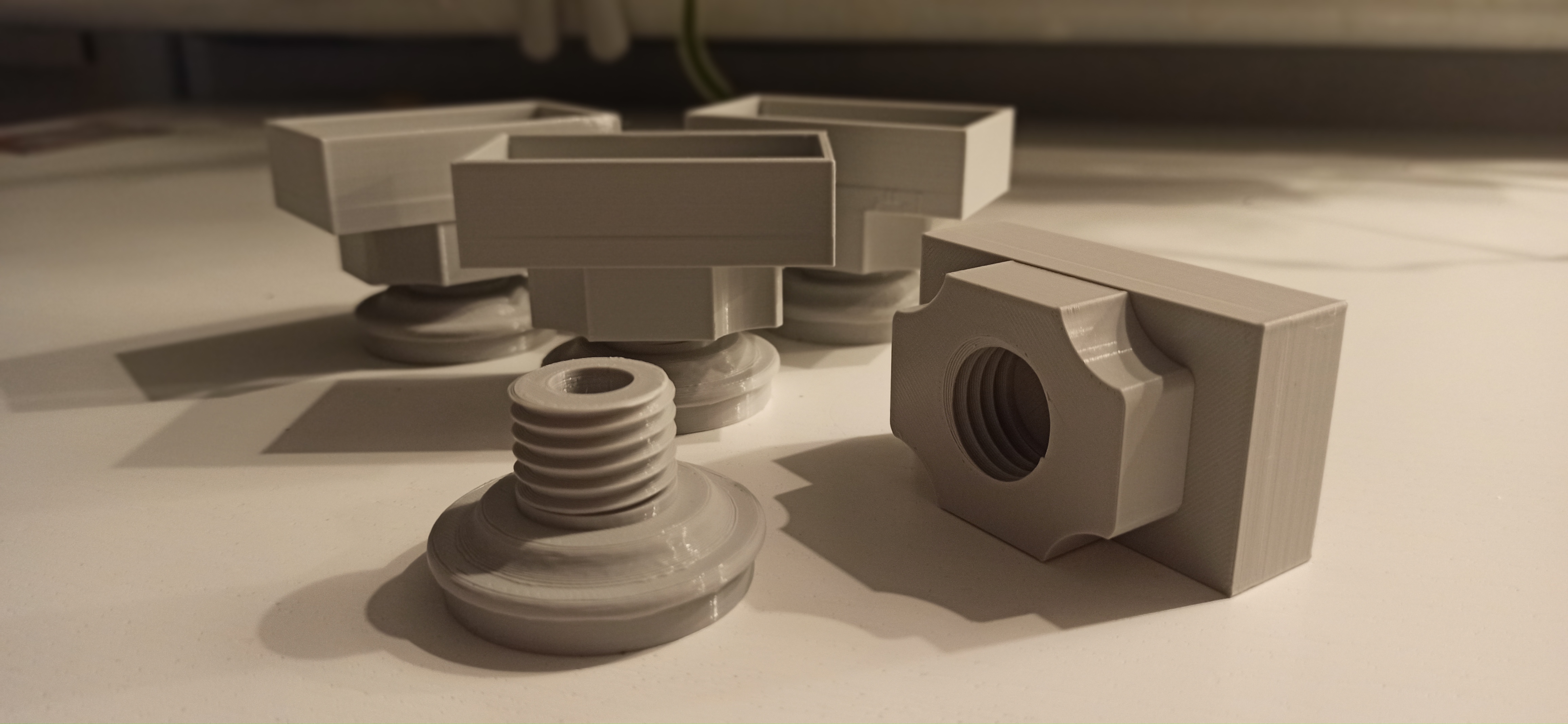 Miniatura 3 do modelo 3D IKEA PÅHL ADJUSTABLE LEG