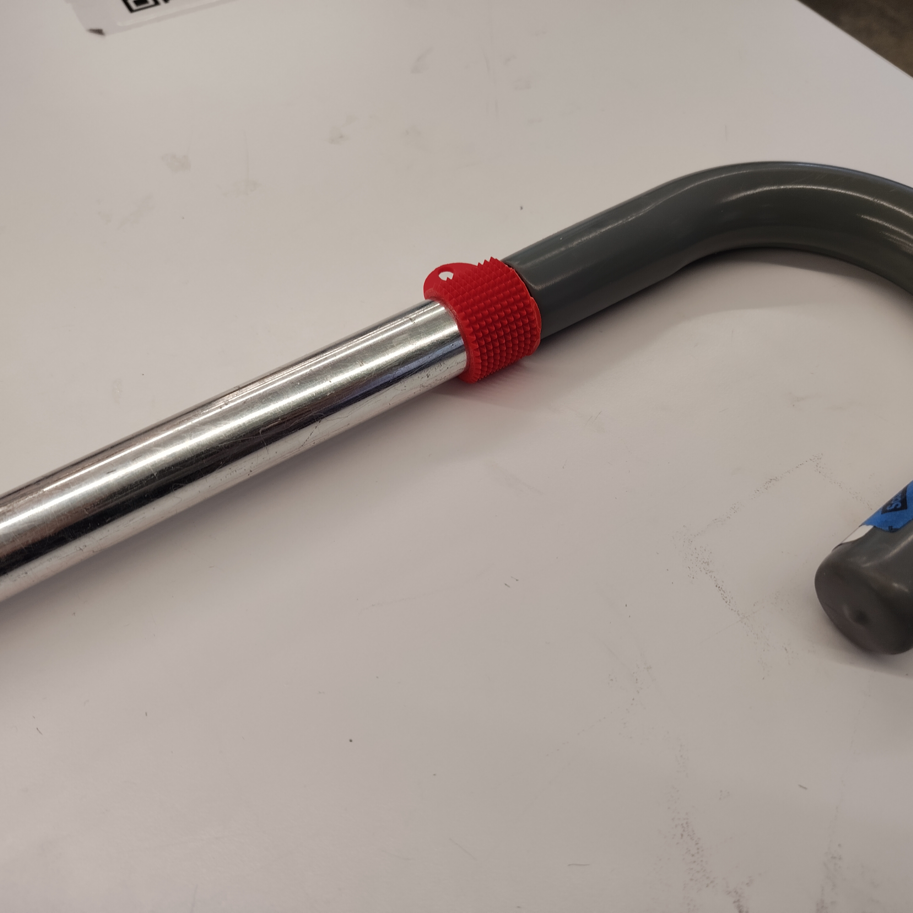 Spikey Cane Clip