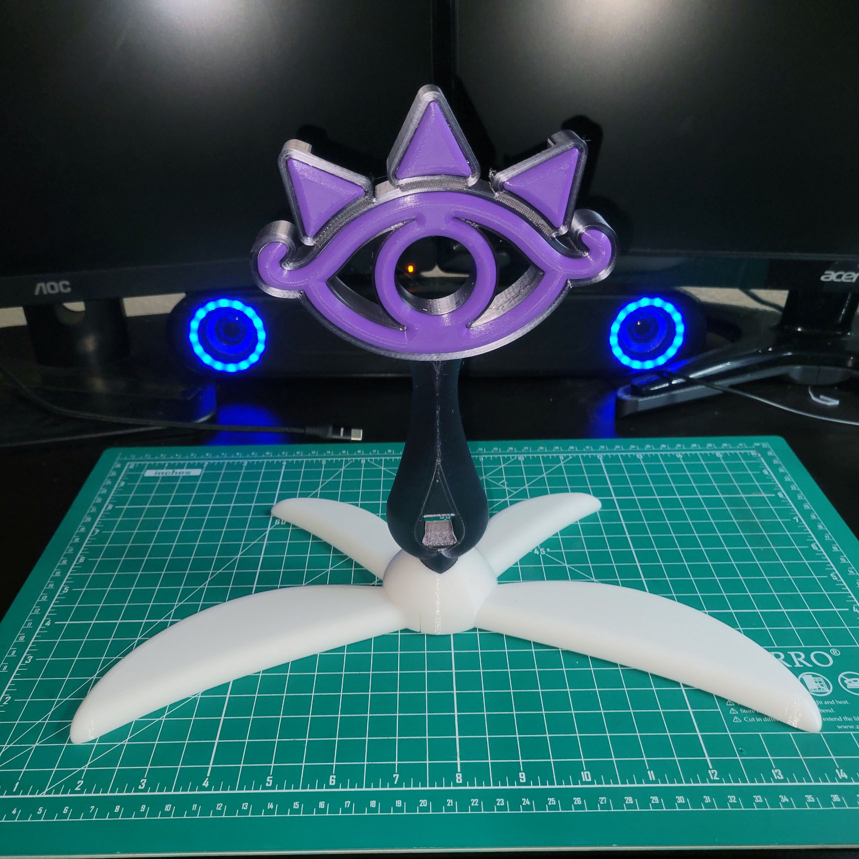 Sheikah Stand for Hyrule Royal Family Crest LED Lamp