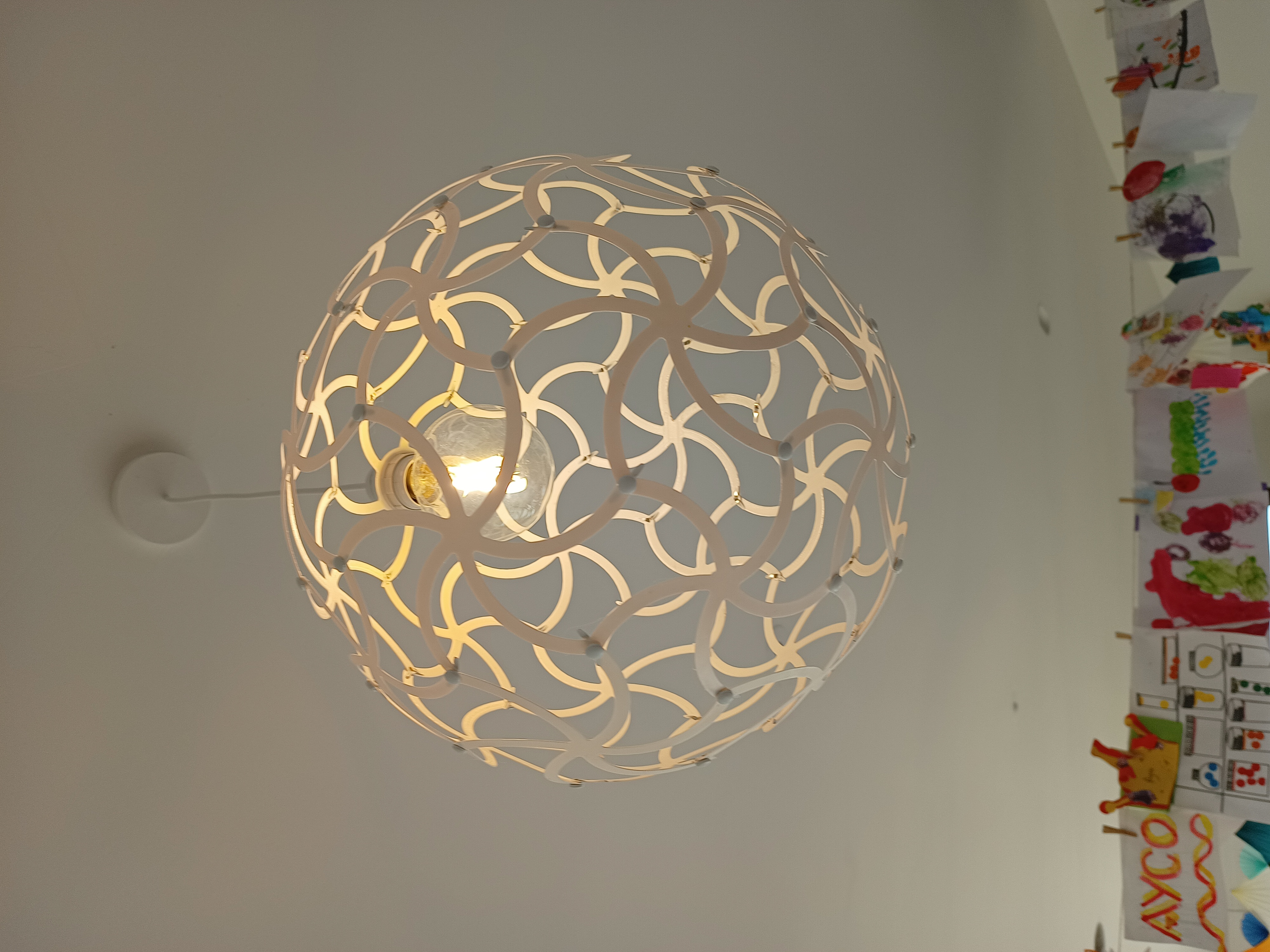 Light sphere 36cm twisted