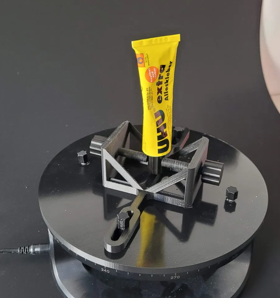 Revopoint Dual-axis Turntable Clamping device by SphaeroX