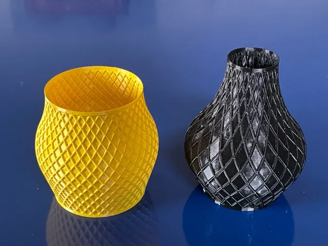 Cross spiral vase (improved version)