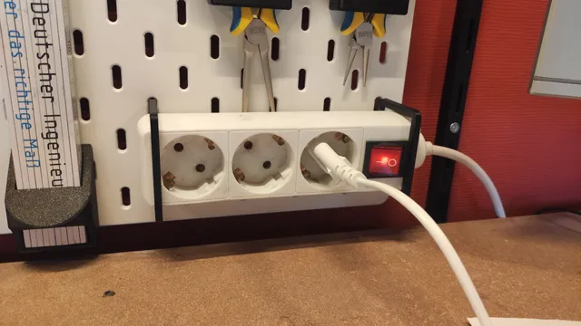 Powerstrip holder for Ikea Skadis 53x40mm