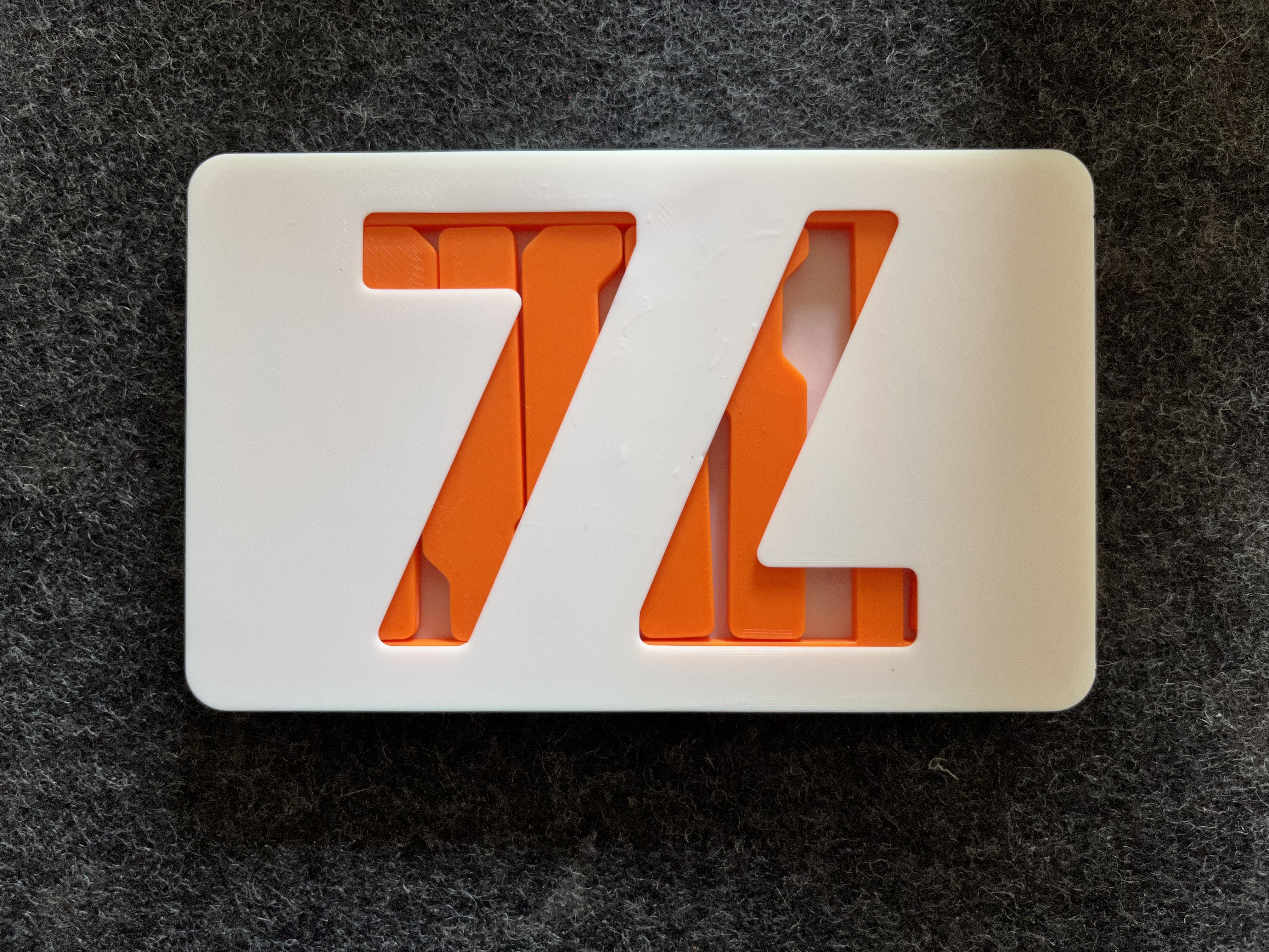 Clip on transport case for „Wave Puzzle 7 frame with tile holder flat“