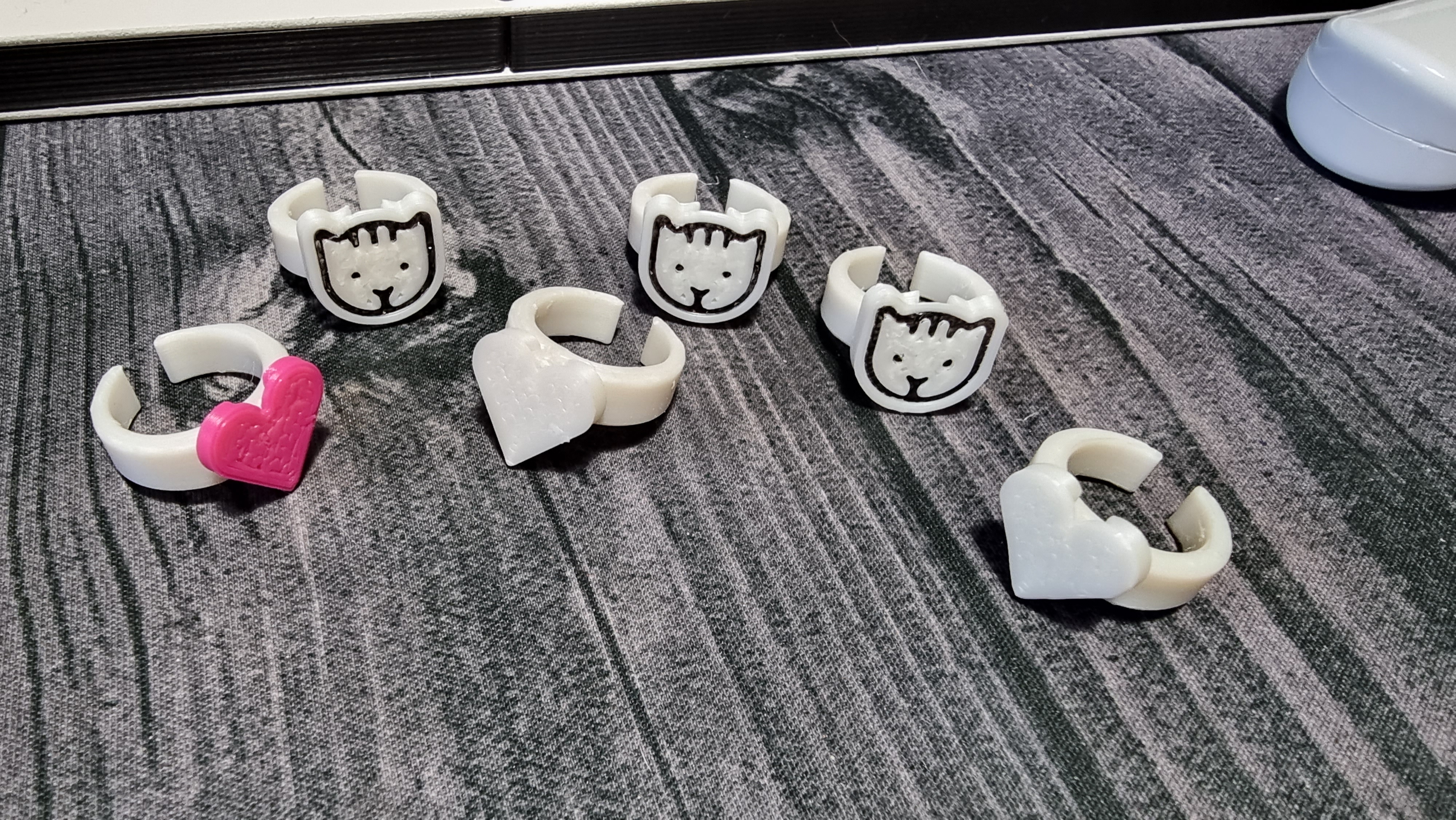 Toy ring