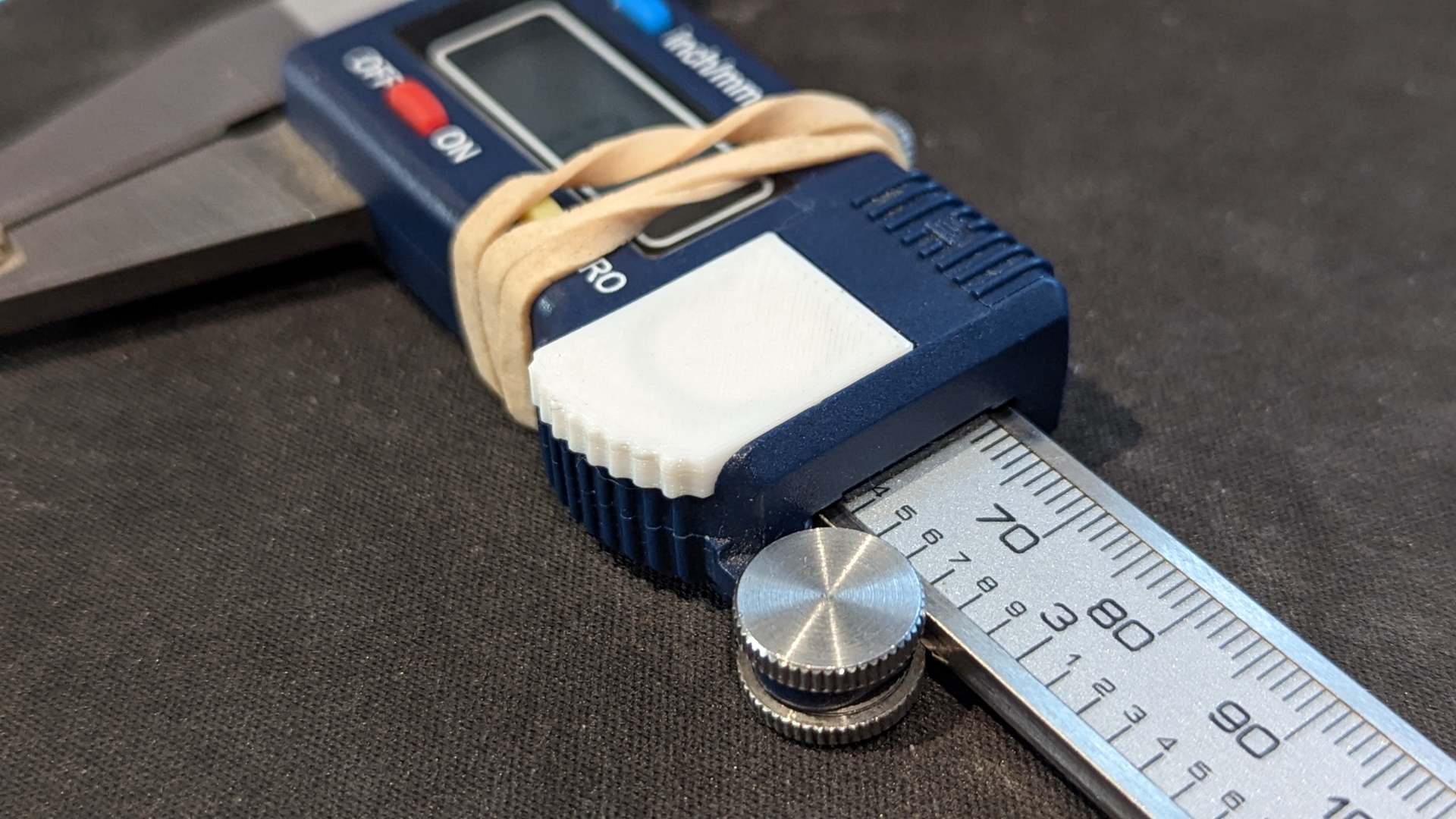 Mastercraft Caliper (older) Battery Cap by Diskdaddy Download free