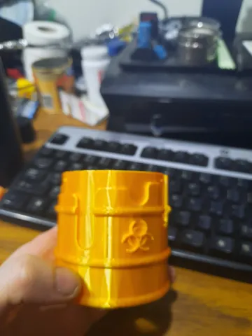 Drippy Biohazard Drum Barrel