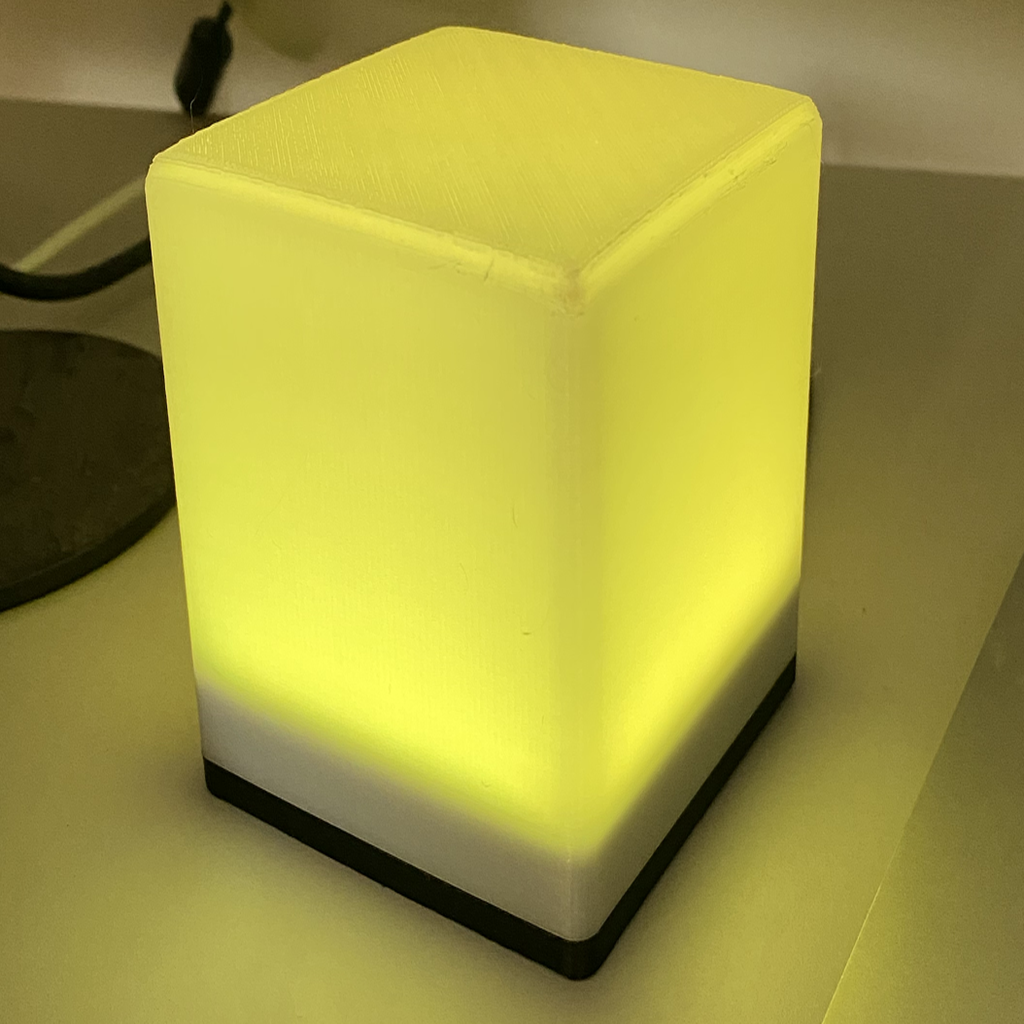 Miniatura 4 do modelo 3D Wemos Cube Lamp
