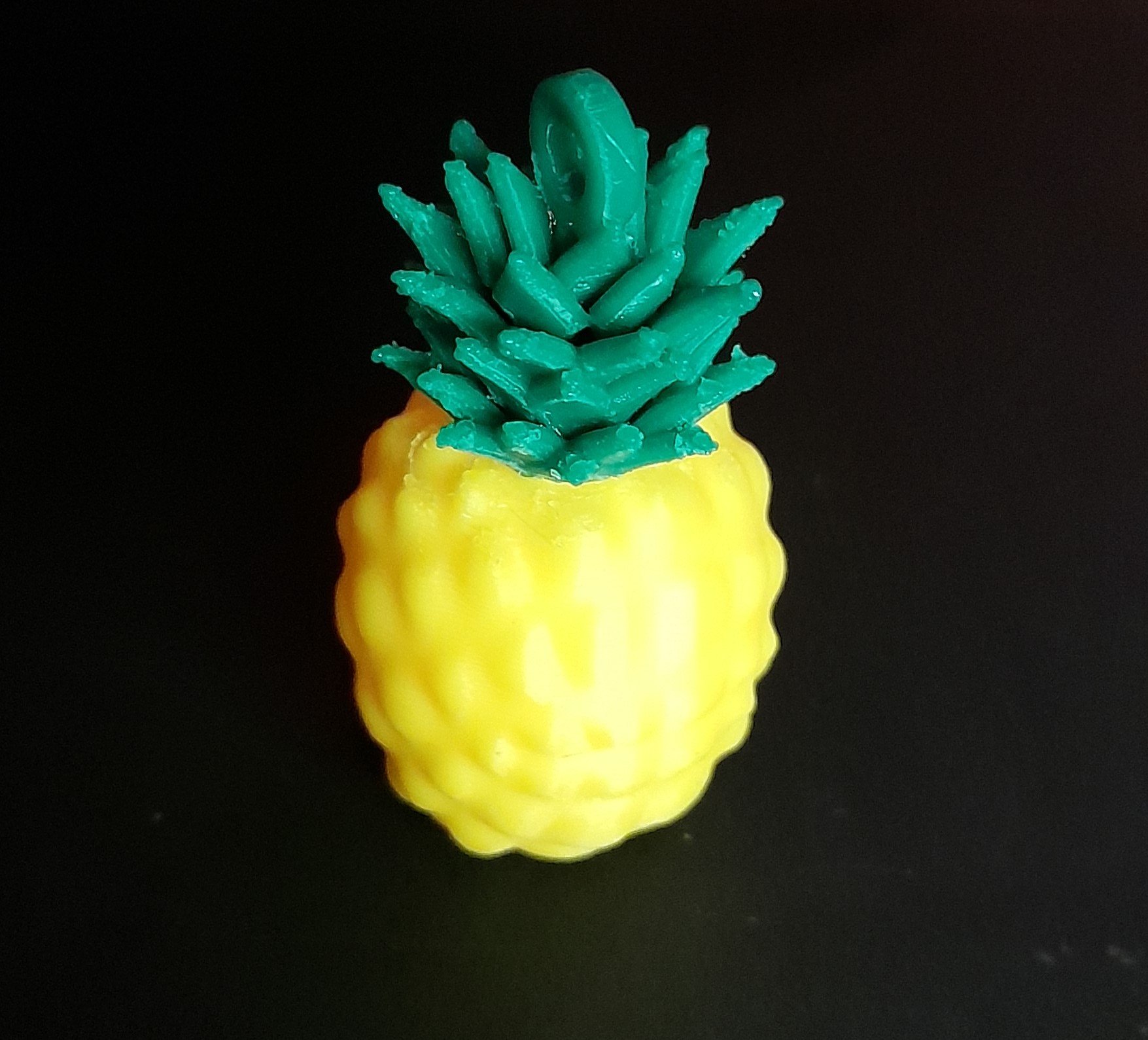 Miniatura 2 do modelo 3D pineapple keychain