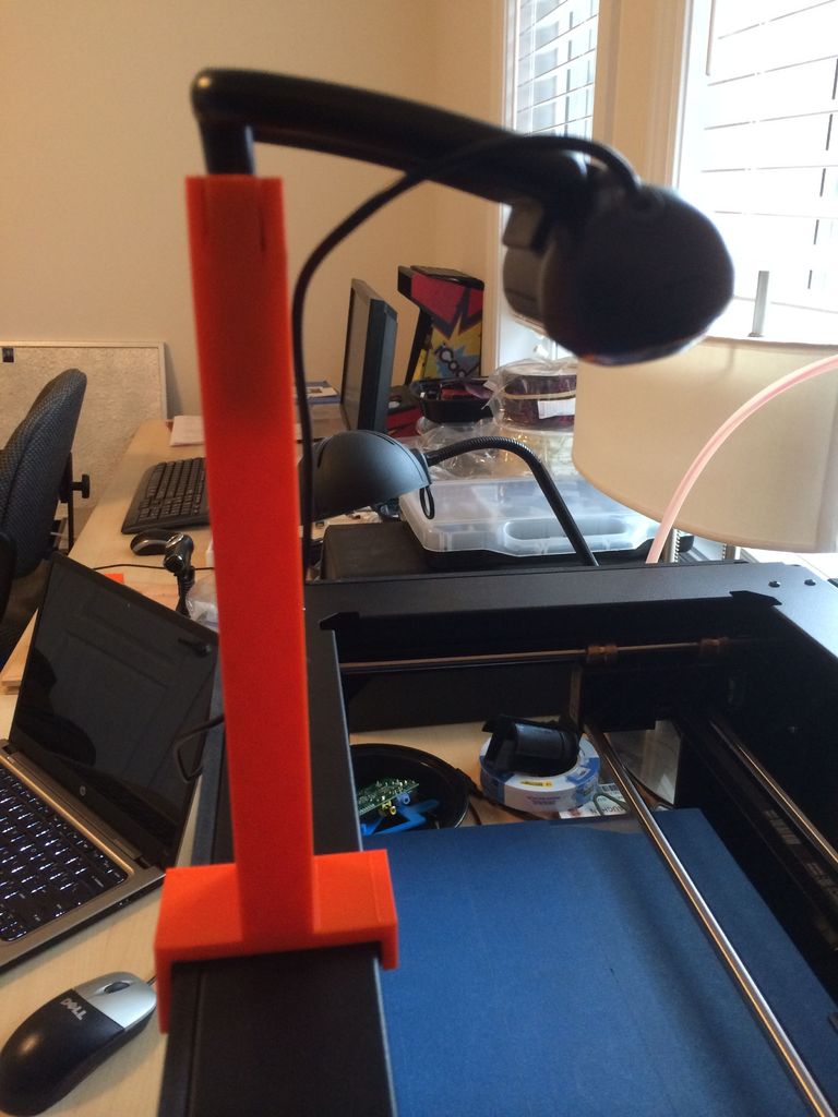 Miniatura 2 do modelo 3D Makerbot Replicator 2 Logitech Webcam pro 9000 mount