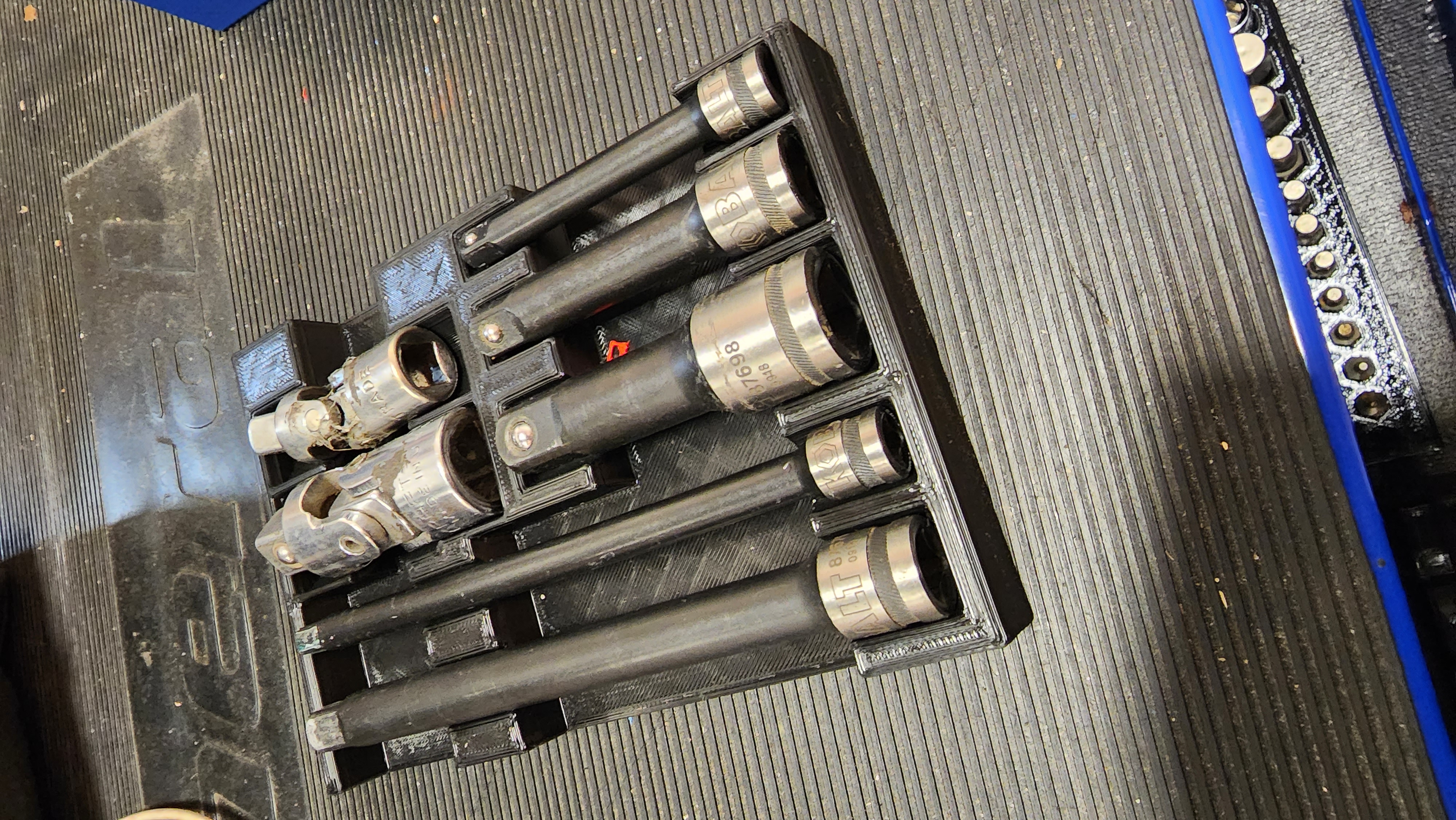 Socket Extension tray