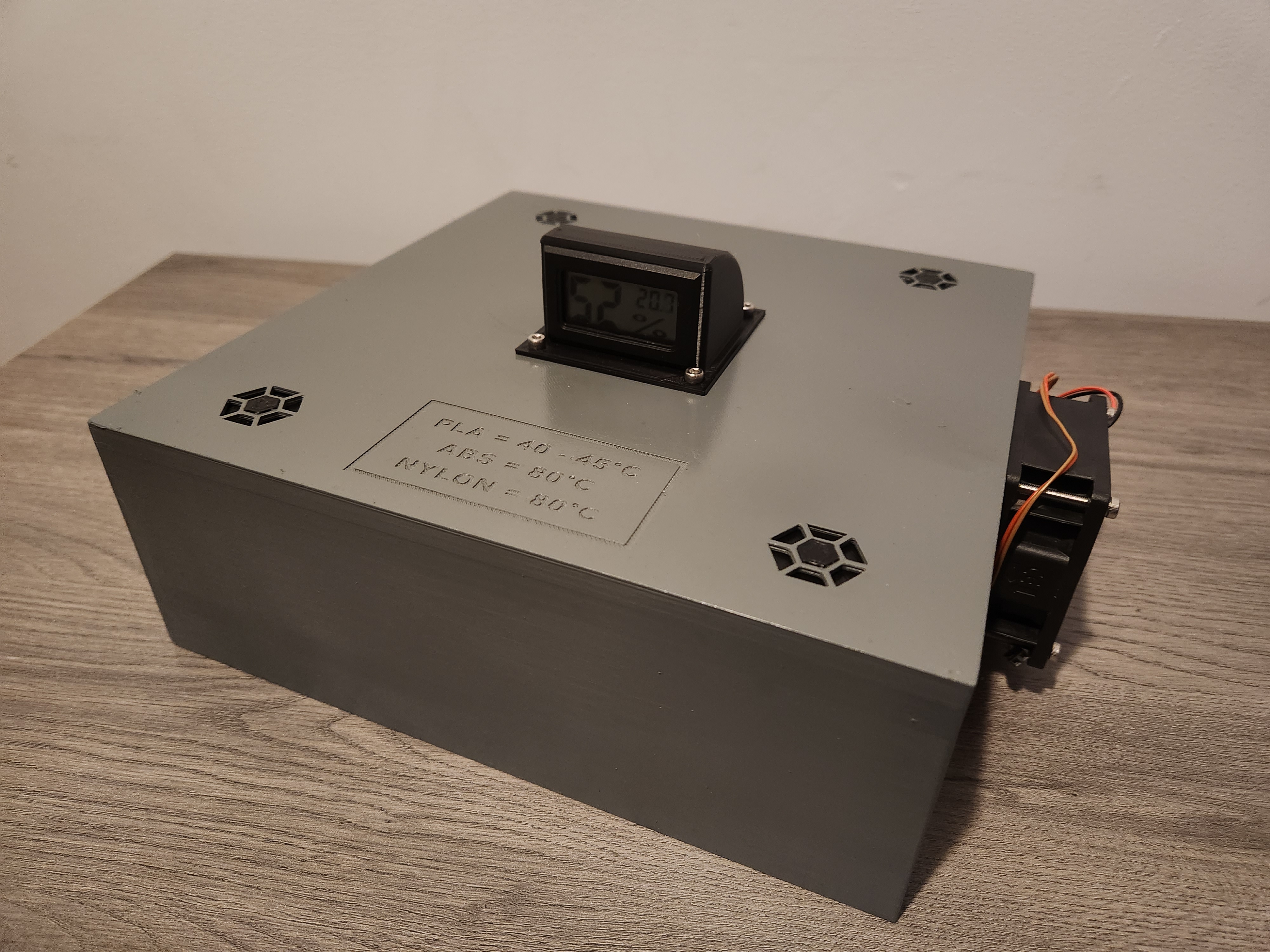 Filament dryer