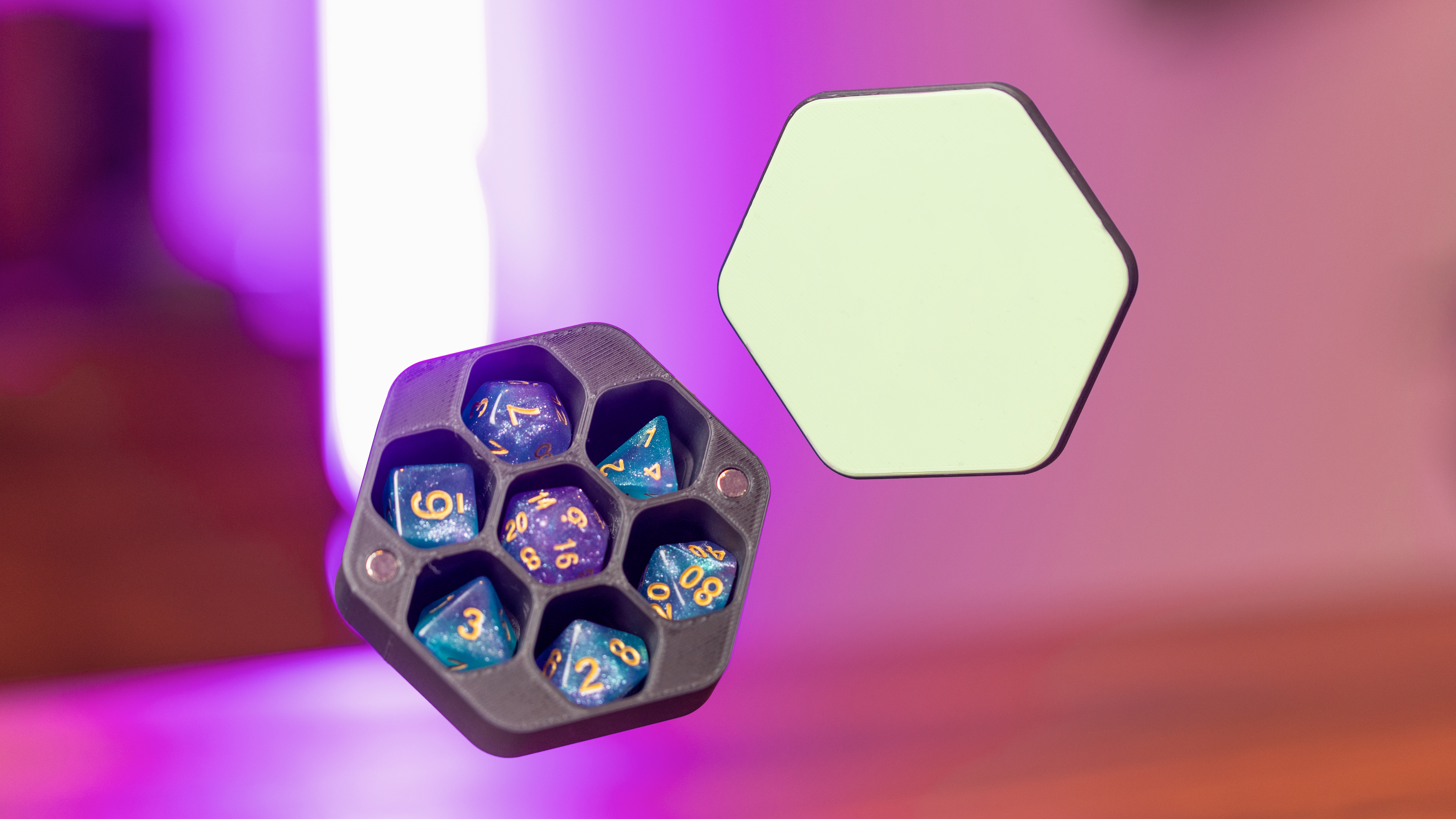 Hexagon Dice Case